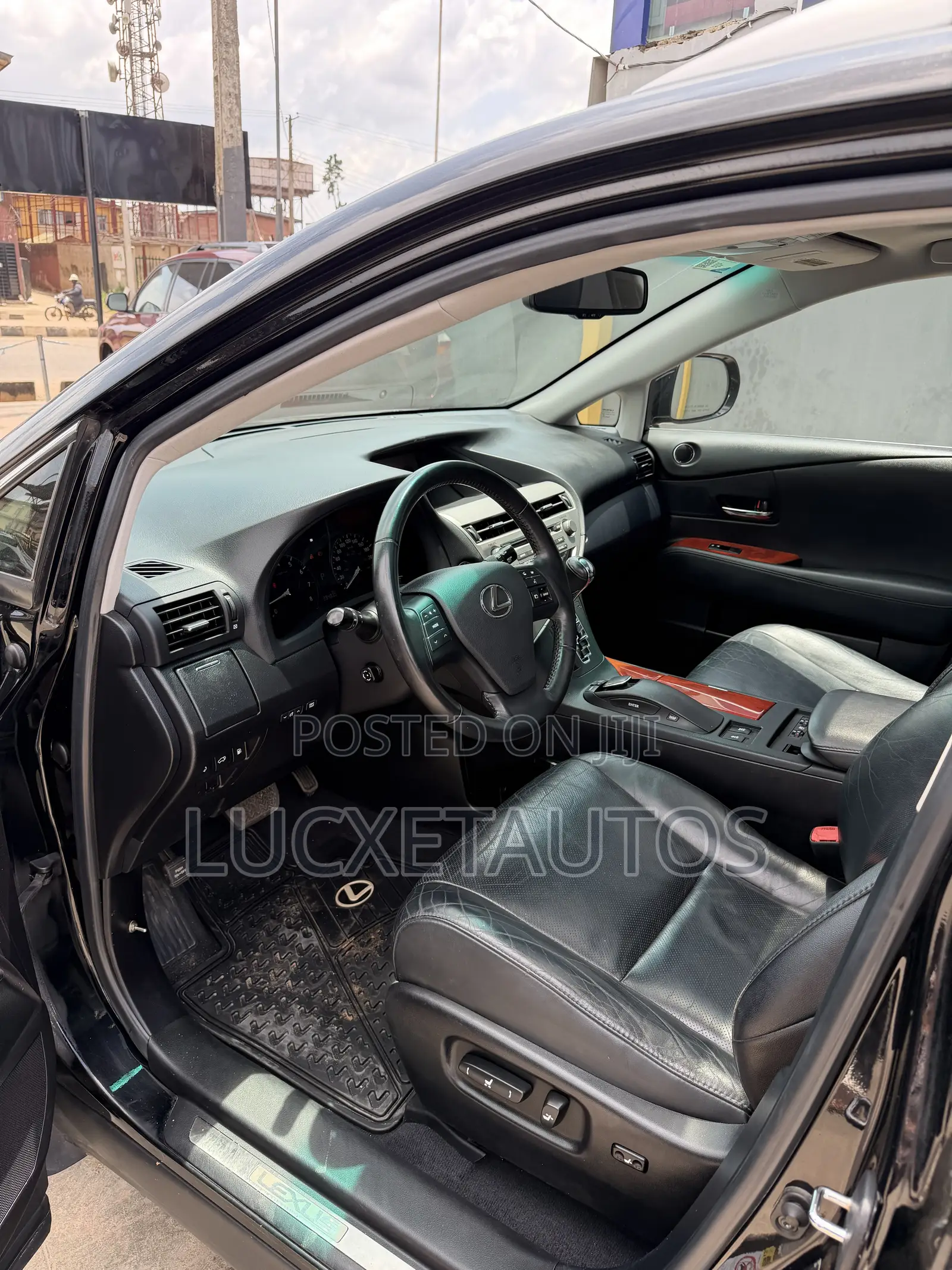 Lexus RX 270 2WD 2011 Black