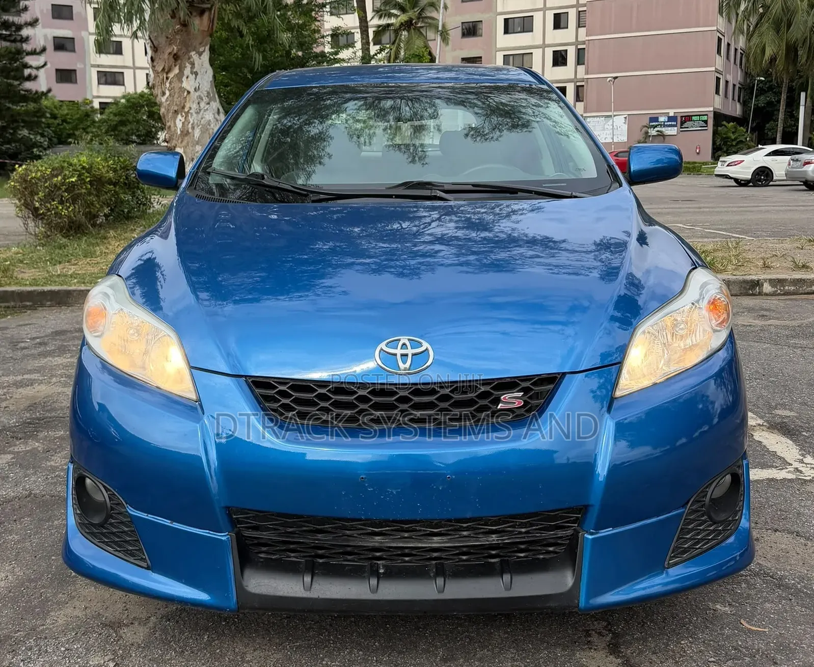 Toyota Matrix S Hatchback AWD (2.4L 4cyl 4A) 2009 Blue