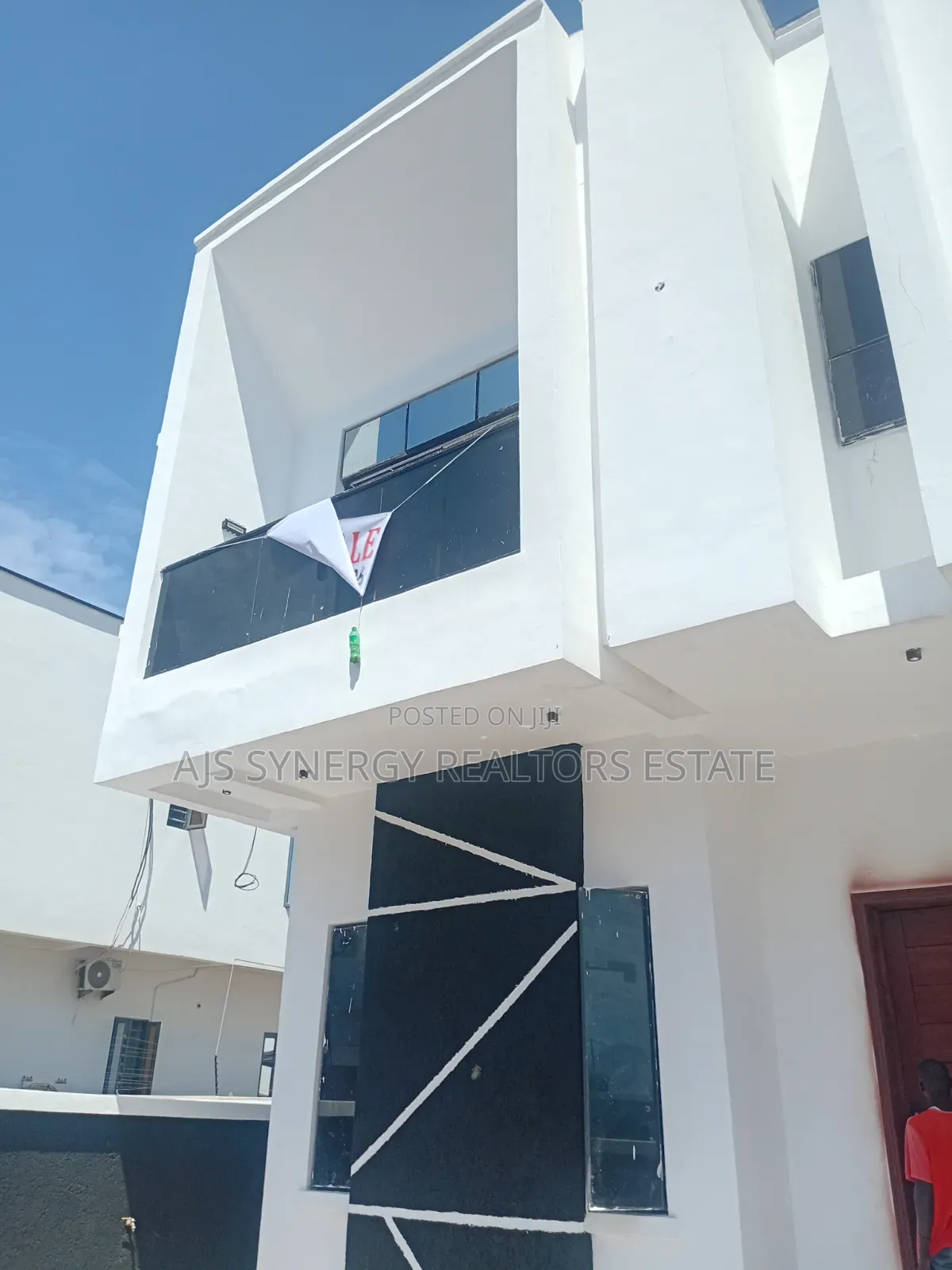 4bdrm Duplex in Lekki Expressway for sale