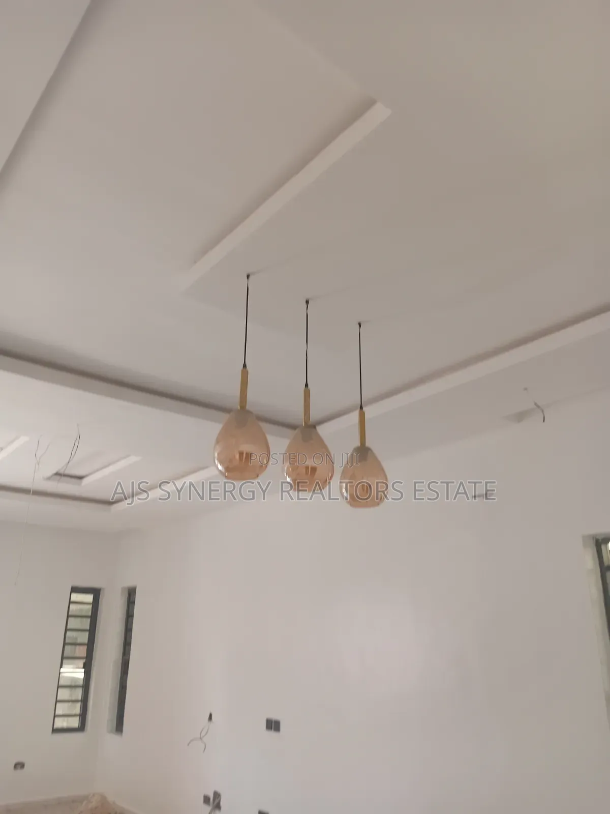4bdrm Duplex in Lekki Expressway for sale