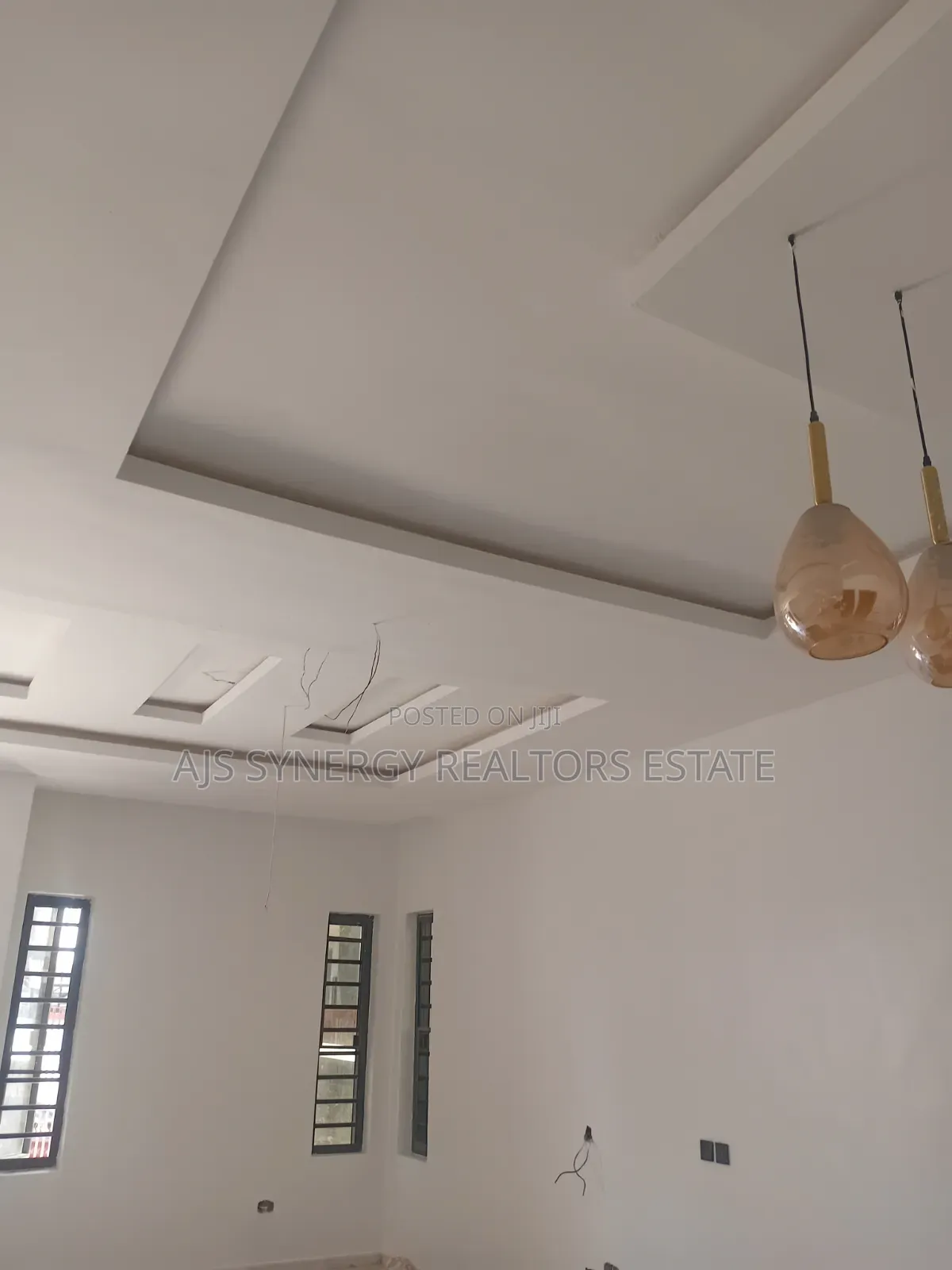 4bdrm Duplex in Lekki Expressway for sale
