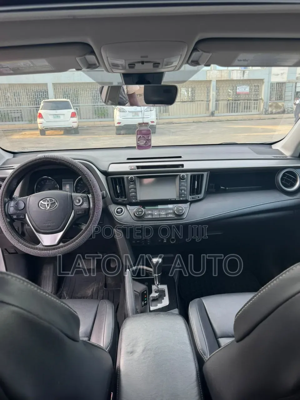 Toyota RAV4 Limited AWD (2.5L 4cyl 6A) 2017 Silver