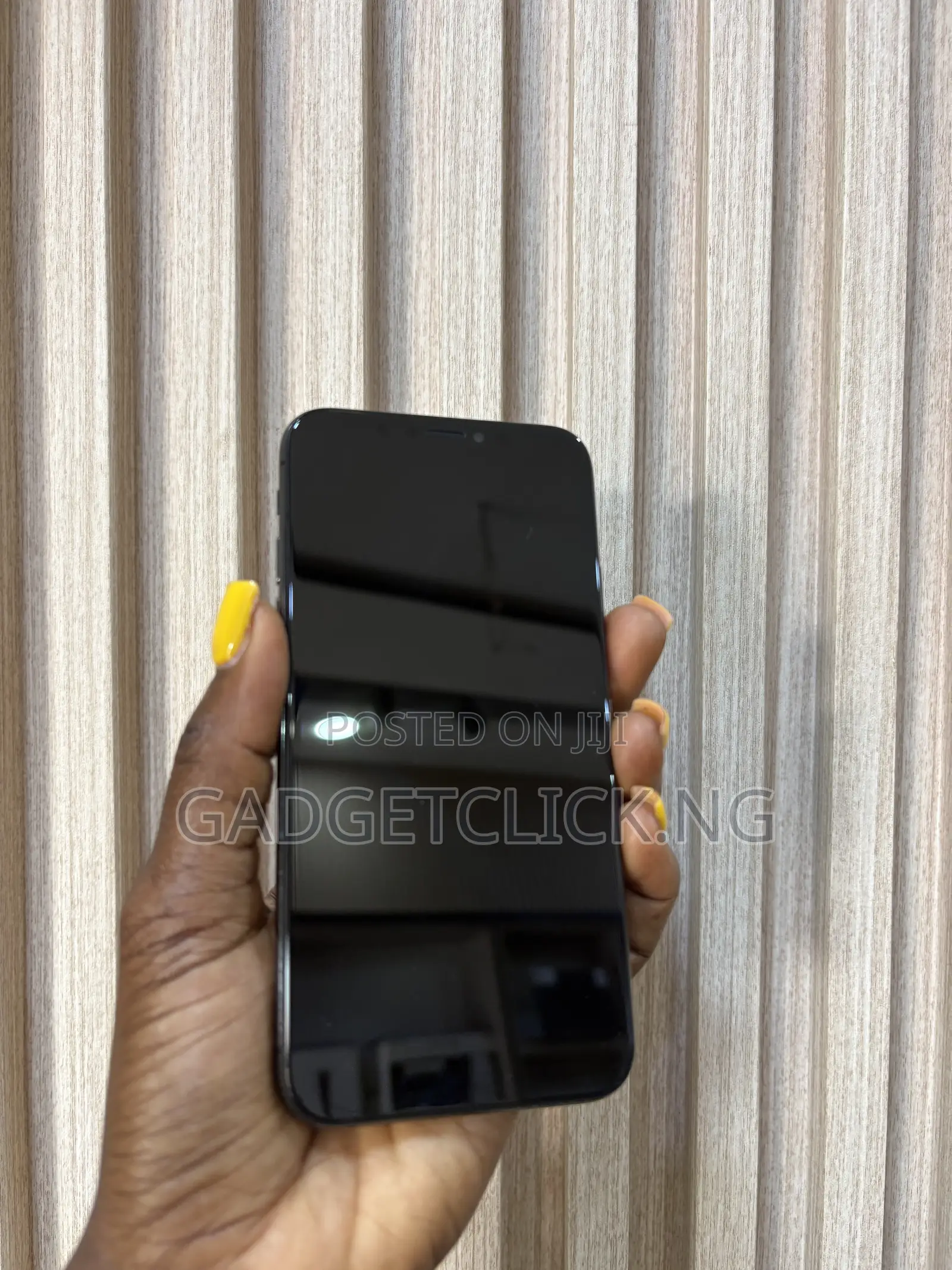 Apple iPhone X 64 GB Black