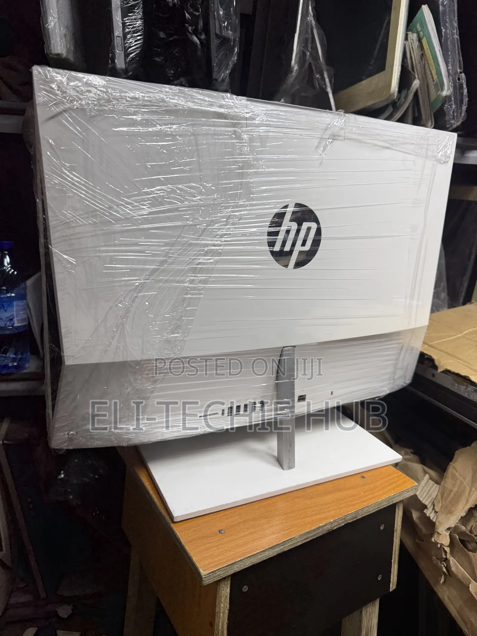Desktop Computer HP Pavilion 24 16GB Intel Core i5 SSD 256GB