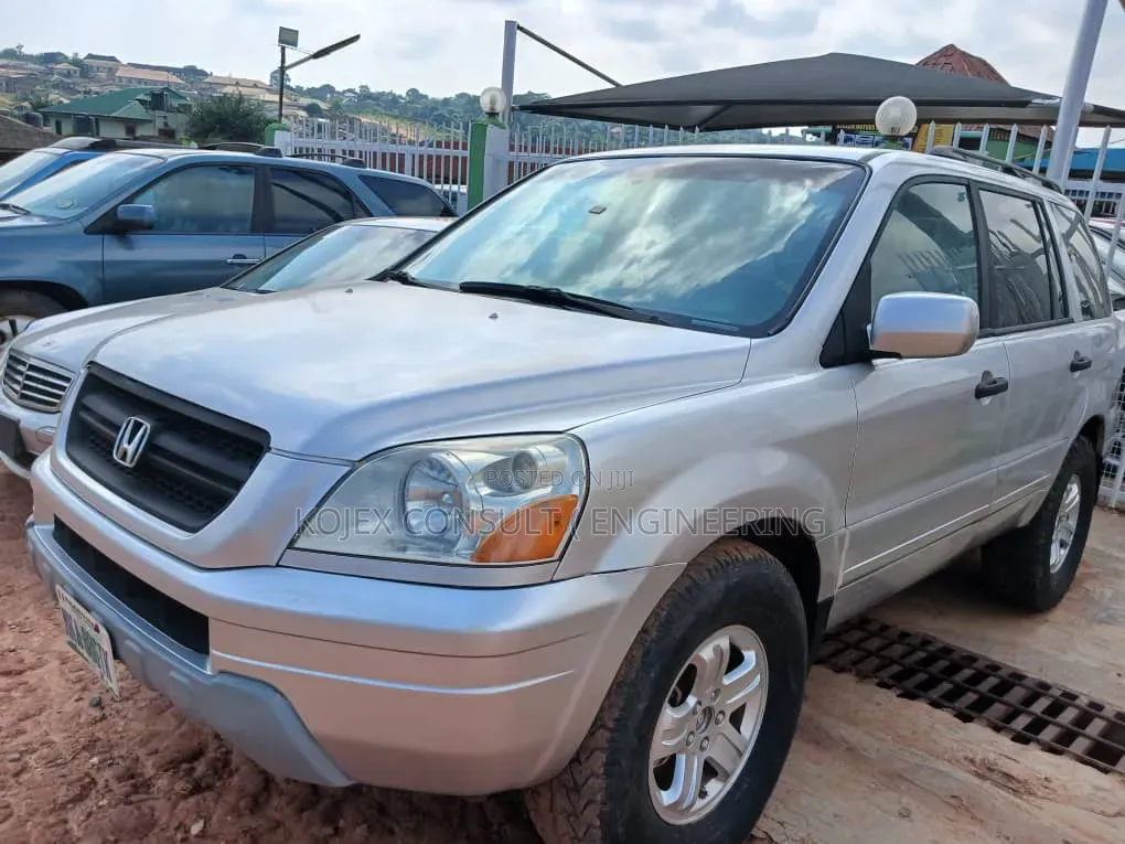 Honda Pilot 2004 Silver