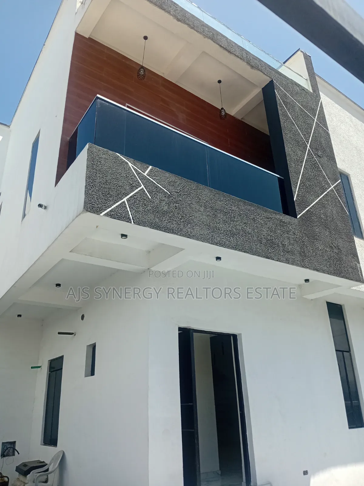 5bdrm Duplex in Lekki Expressway for sale