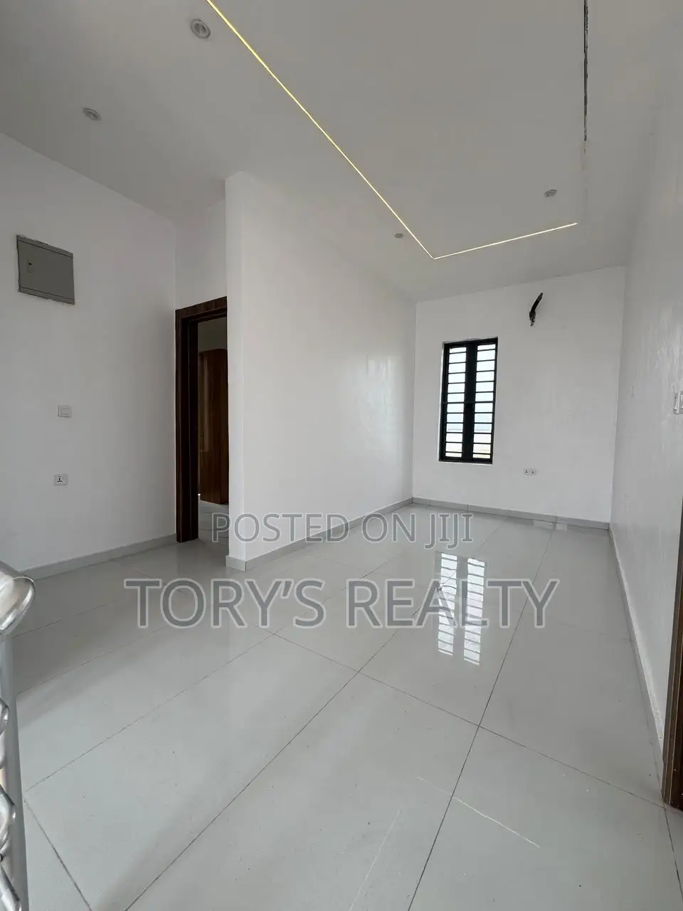 4bdrm Duplex in Ado / Ajah for sale