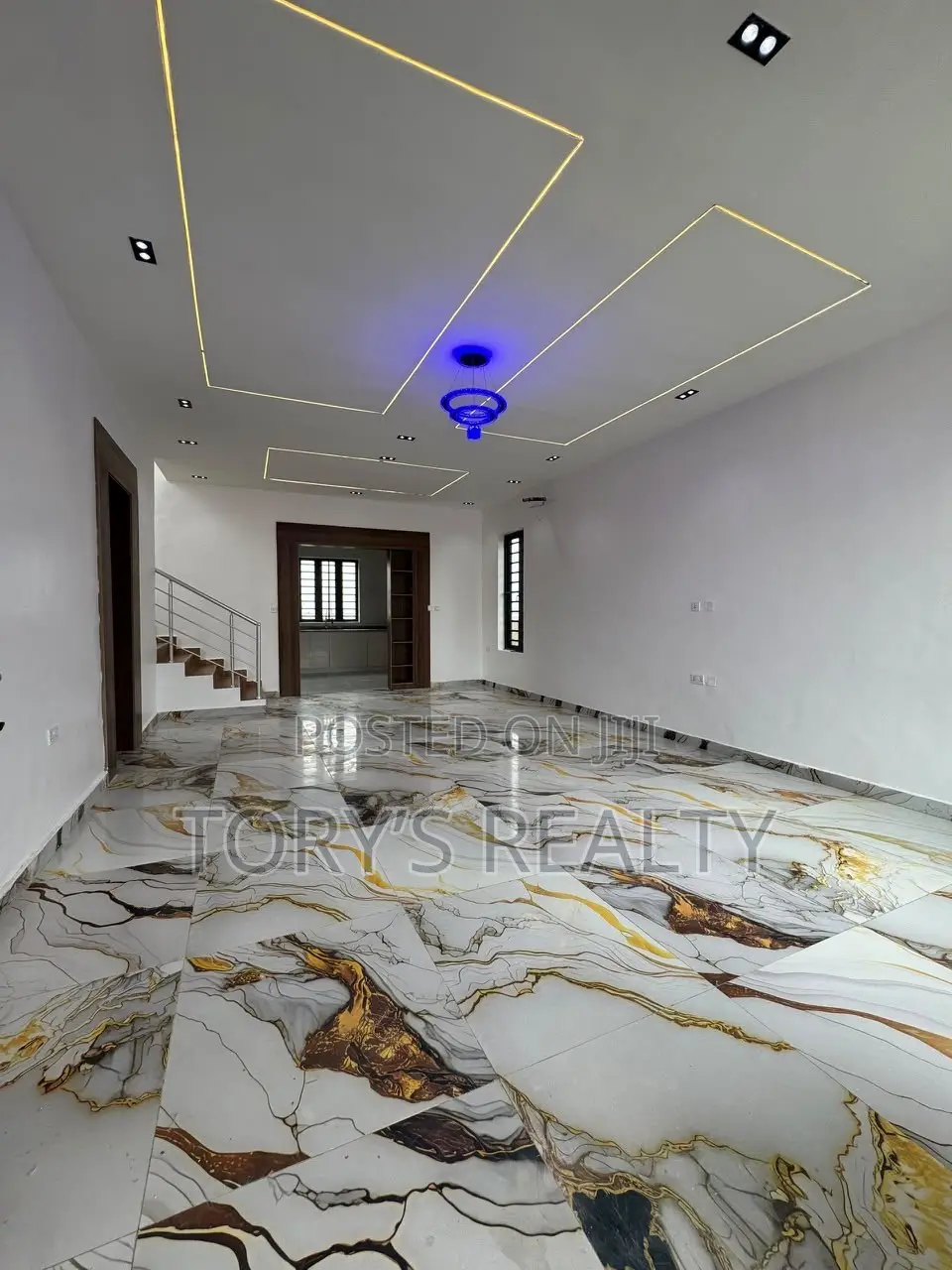 4bdrm Duplex in Ado / Ajah for sale