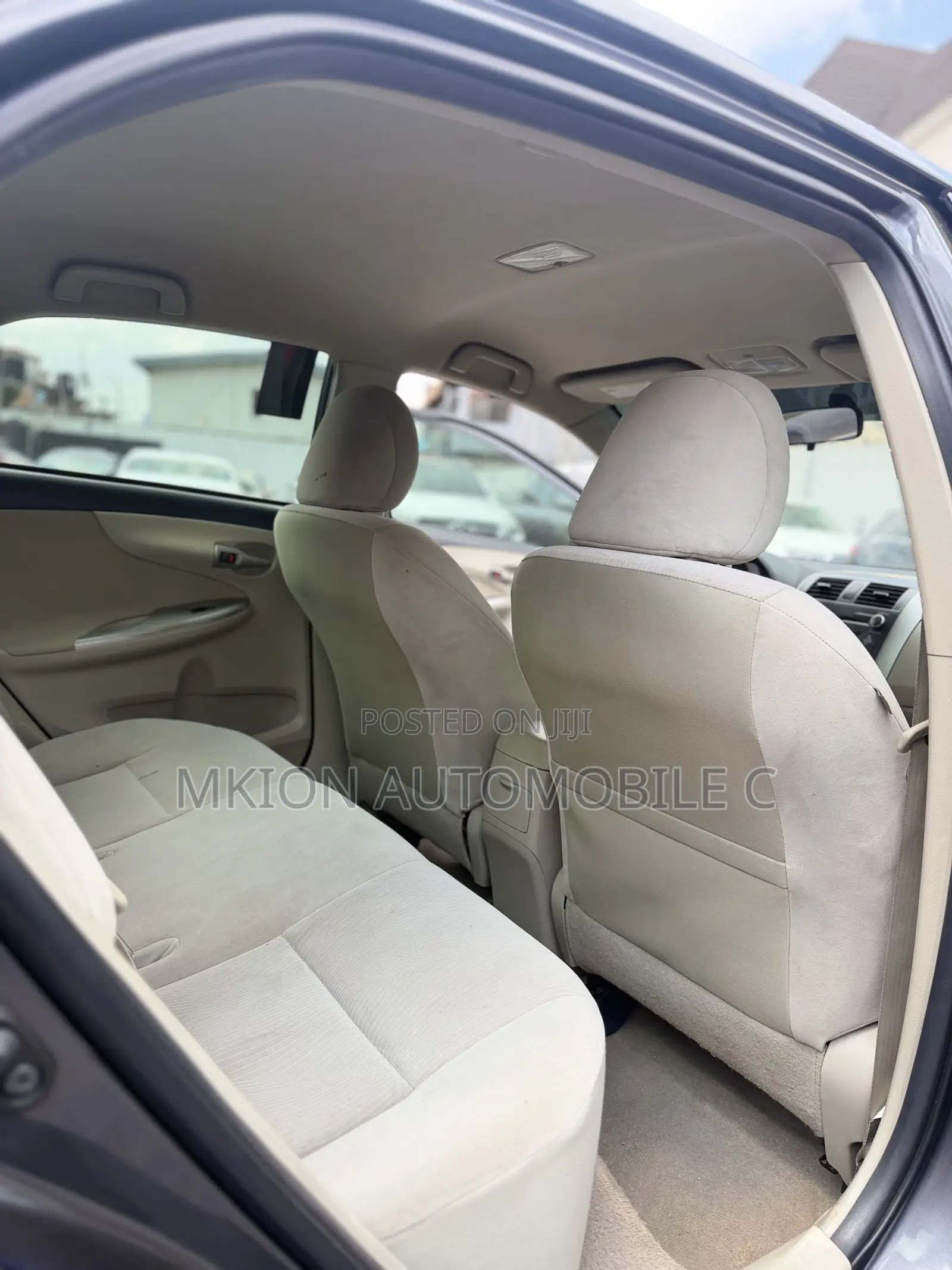 Toyota Corolla 2011 Gray
