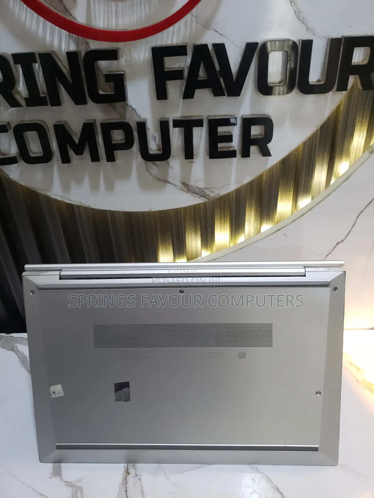Laptop HP EliteBook 840 G8 16GB Intel Core i7 SSD 256GB