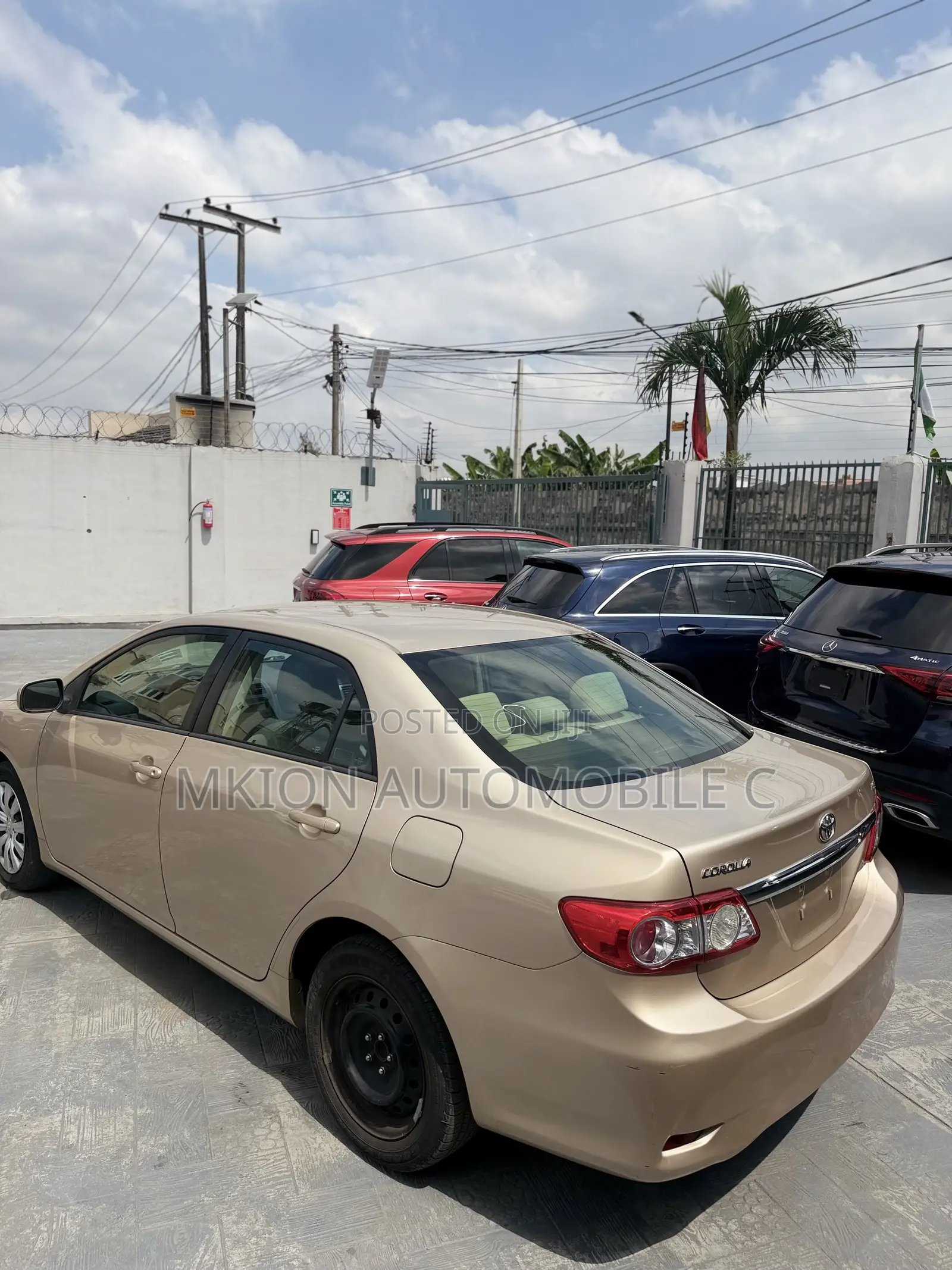 Toyota Corolla 2012 Beige