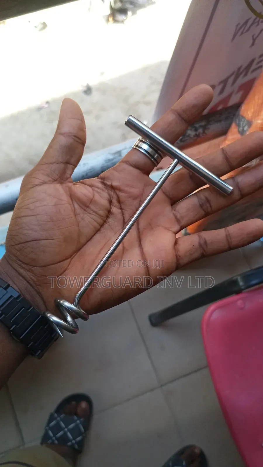 Mayo Screw