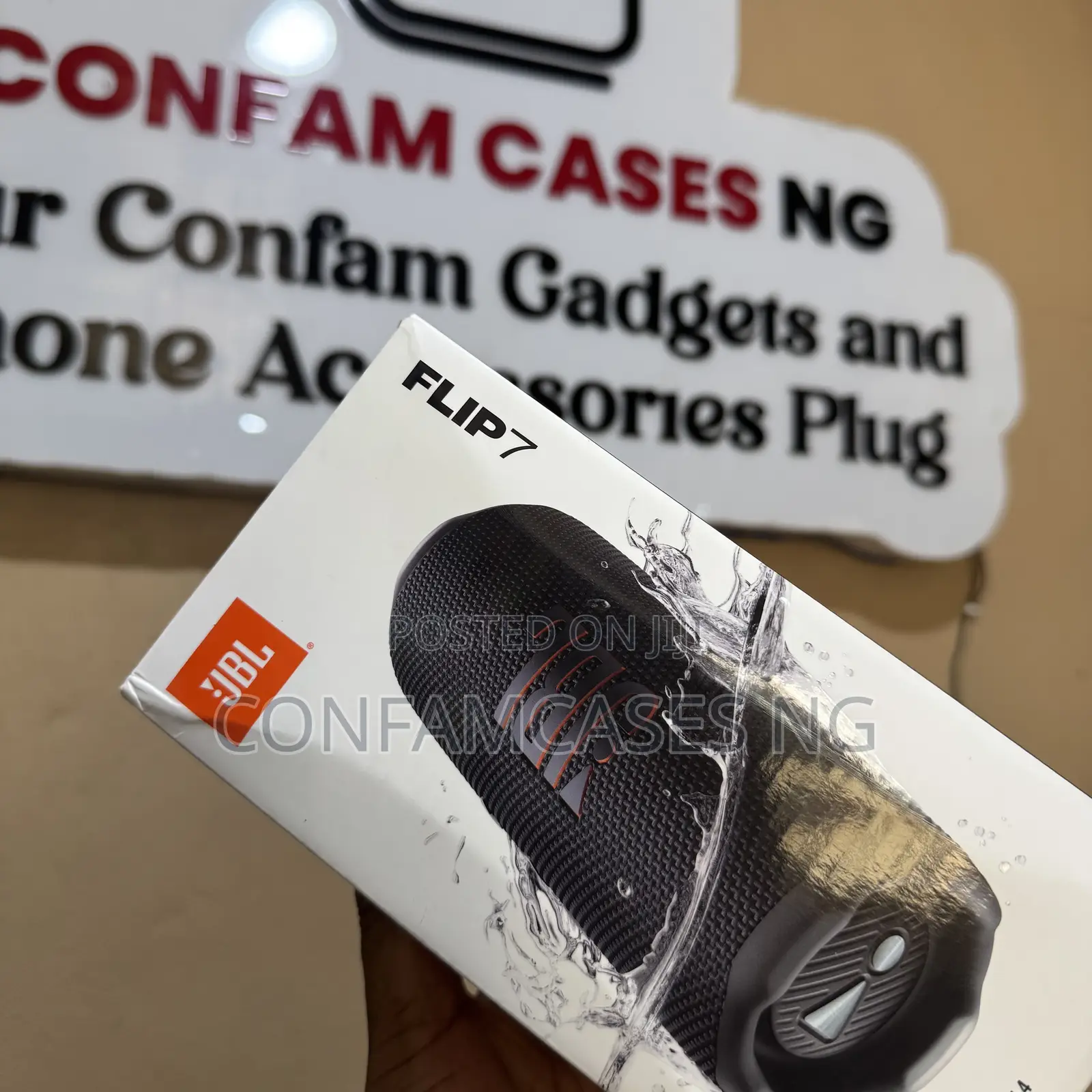 JBL Flip 7 Portable Bluetooth Speaker