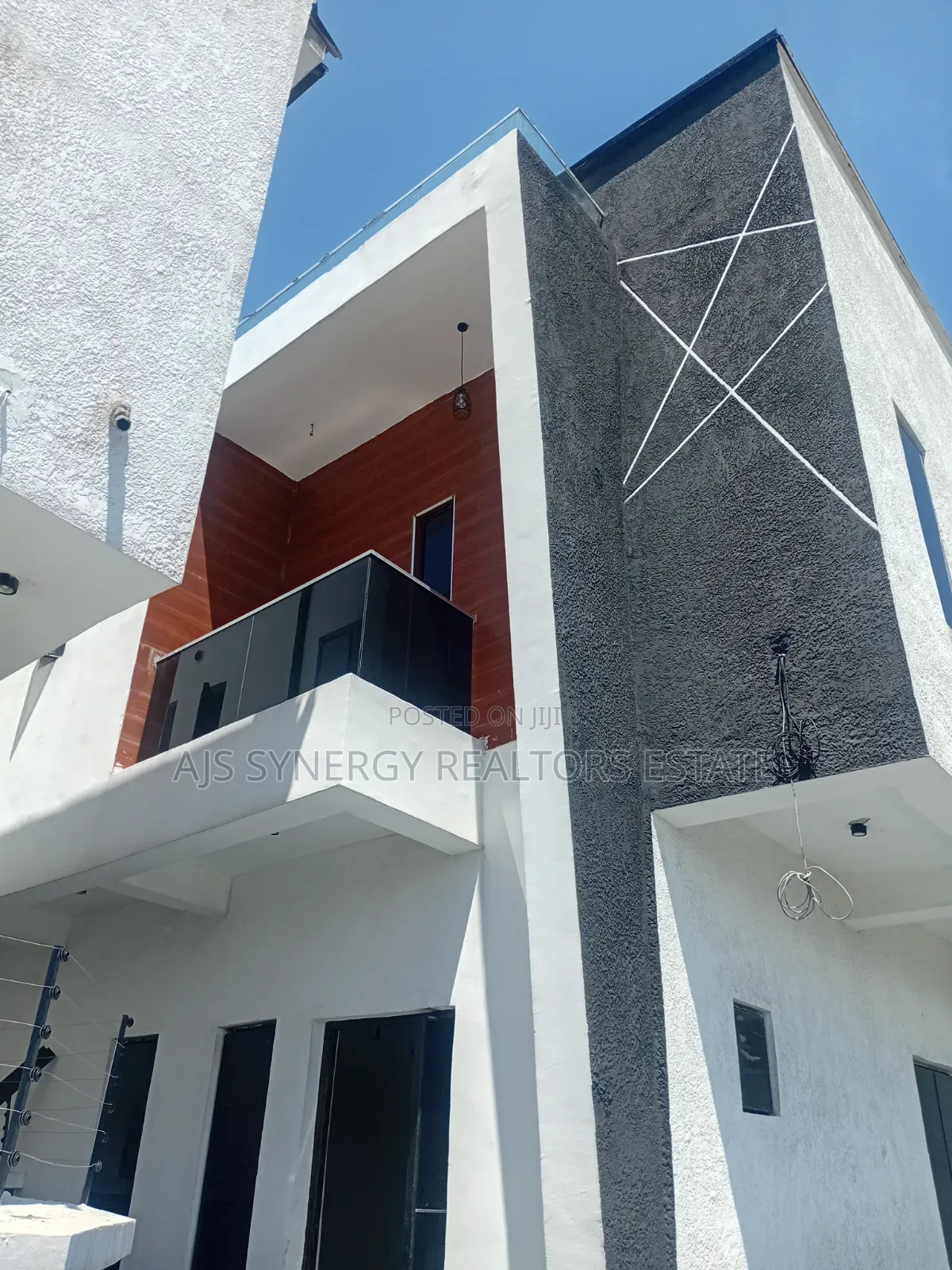 4bdrm Duplex in Lekki Expressway for sale