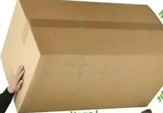 Shredded Papers/Boxes Filler/Empty Boxes in Bags and Different Colors