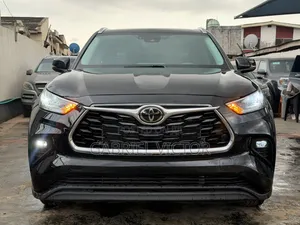 Toyota Highlander XLE 2021 Black