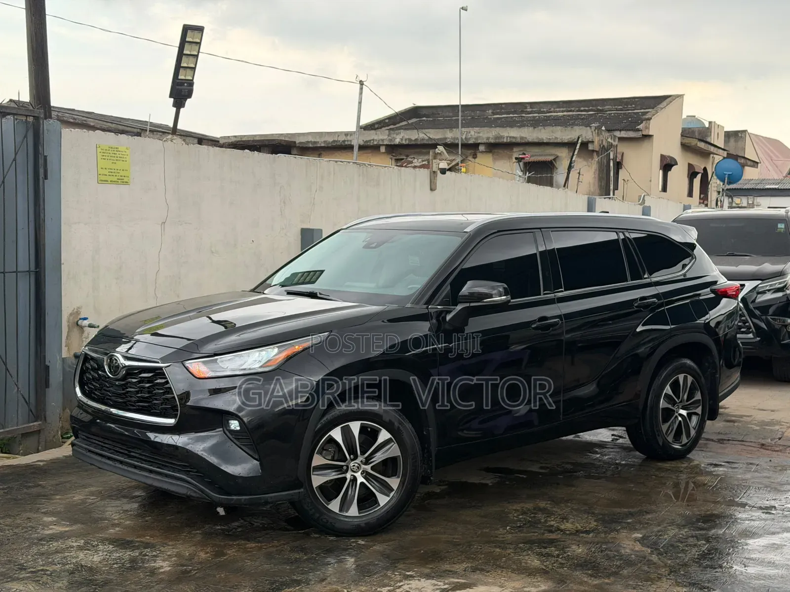 Toyota Highlander XLE 2021 Black