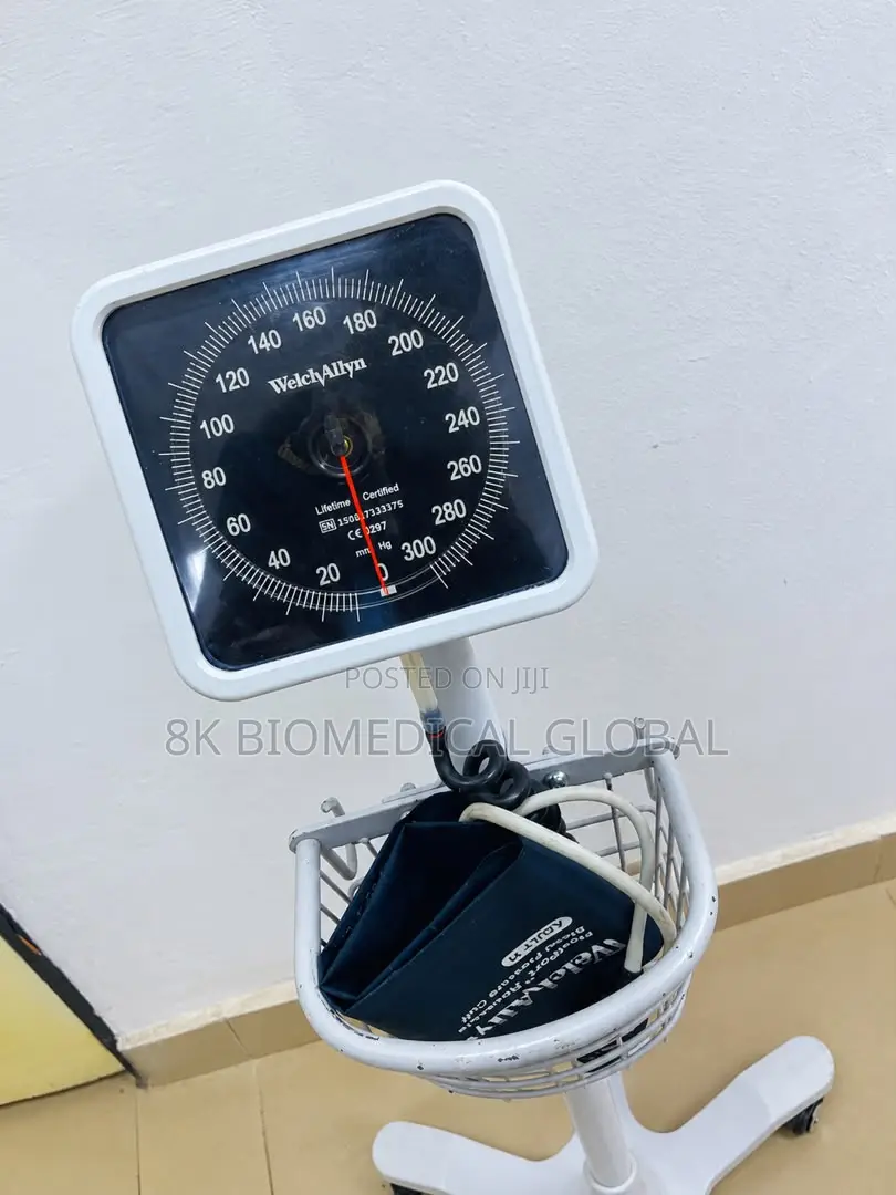 Welch Allyn 767 Mobile Aneroid Sphygmomanometer – Model 7670-03