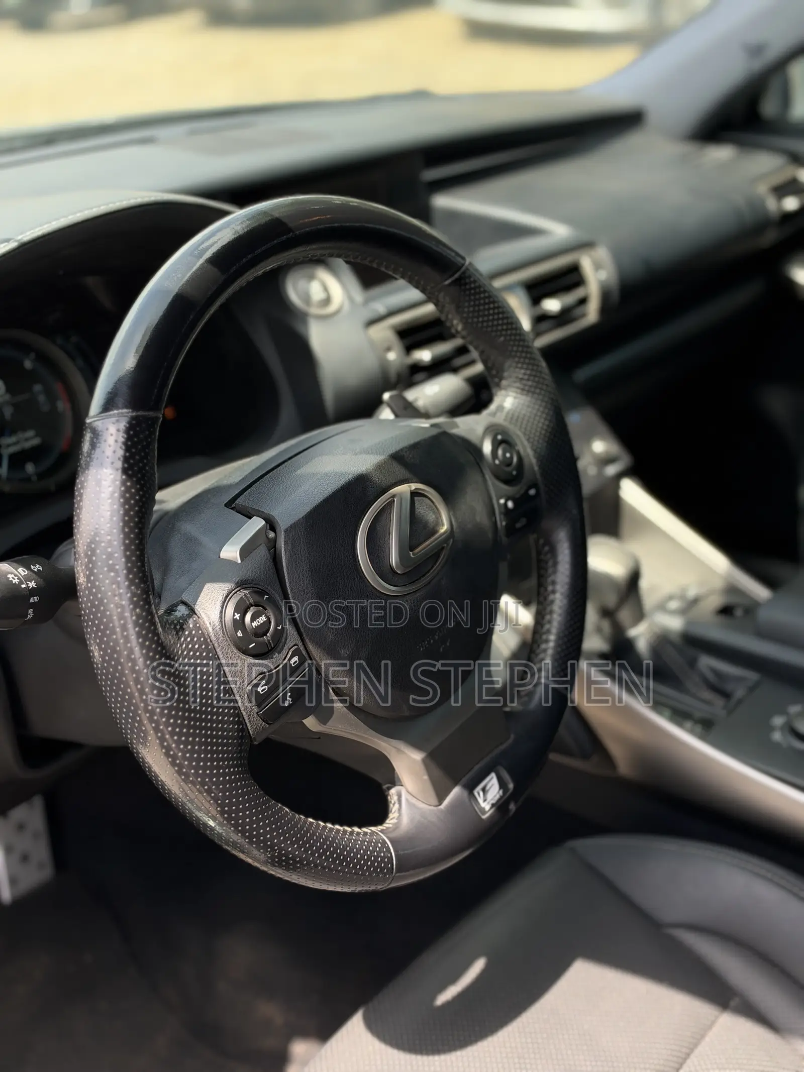 Lexus IS 350 AWD 2016 Gray