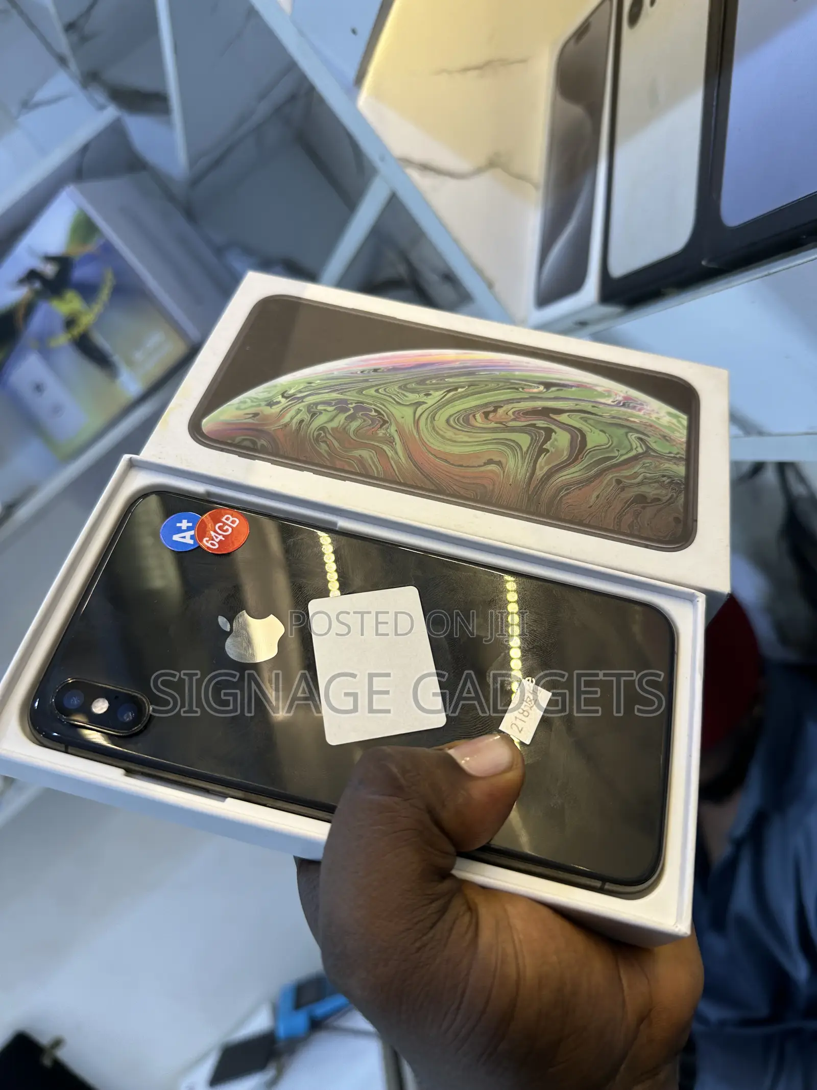 Apple iPhone XS Max 64 GB Black