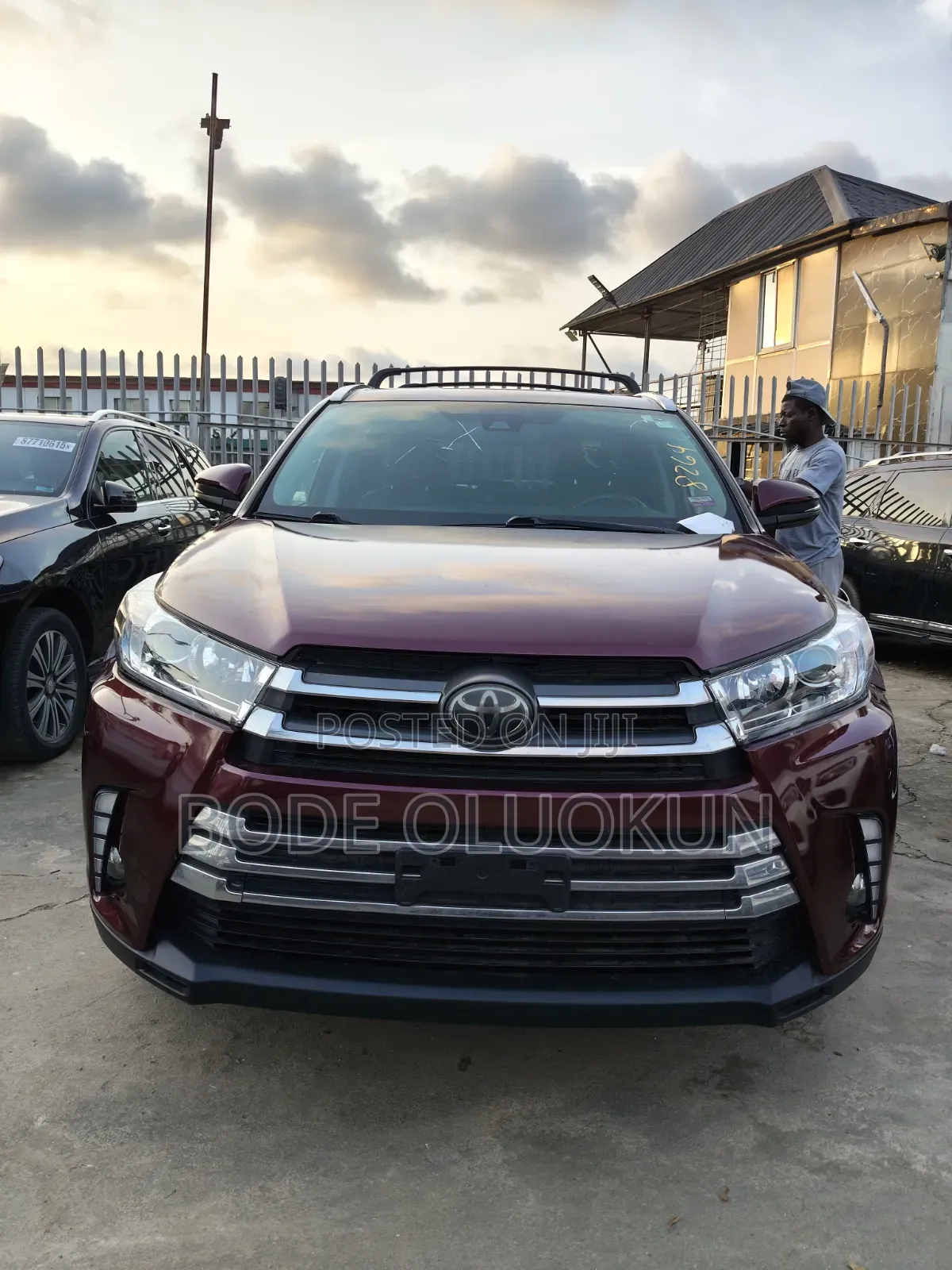 Toyota Highlander Limited 4x4 V6 (3.5L 6cyl 8A) 2018 Beige