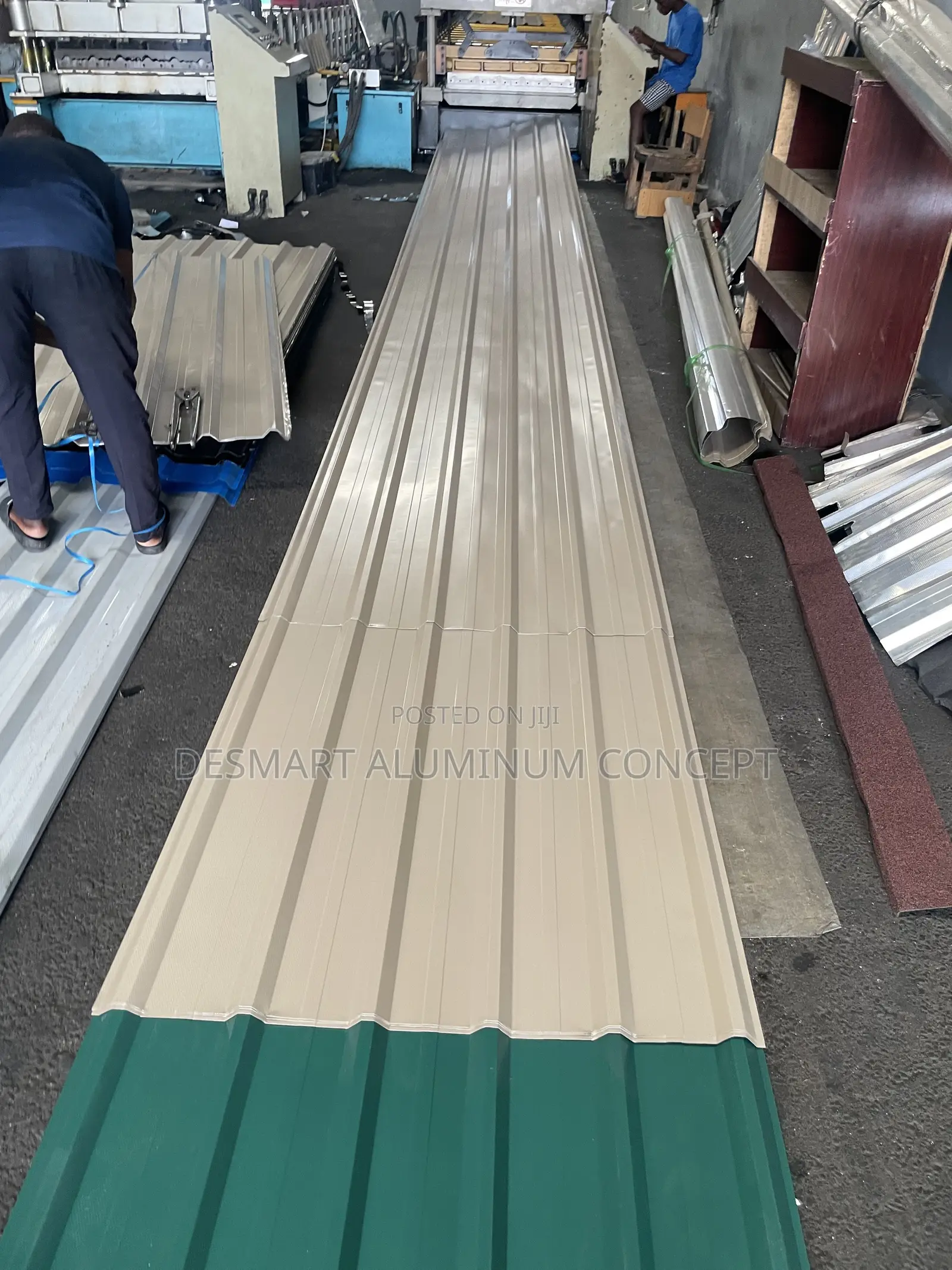 Don't Just Build a House. Build a Landmark. Roofing With Desmart. 0.50