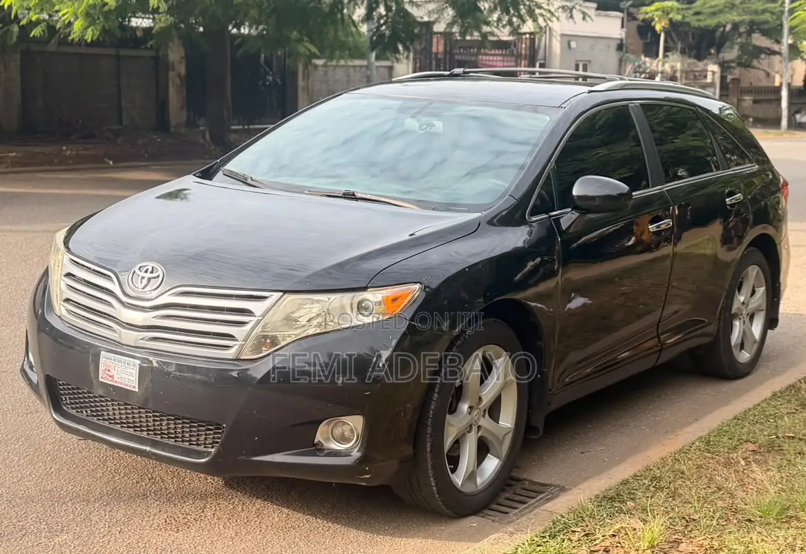 Toyota Venza 2010 Brown