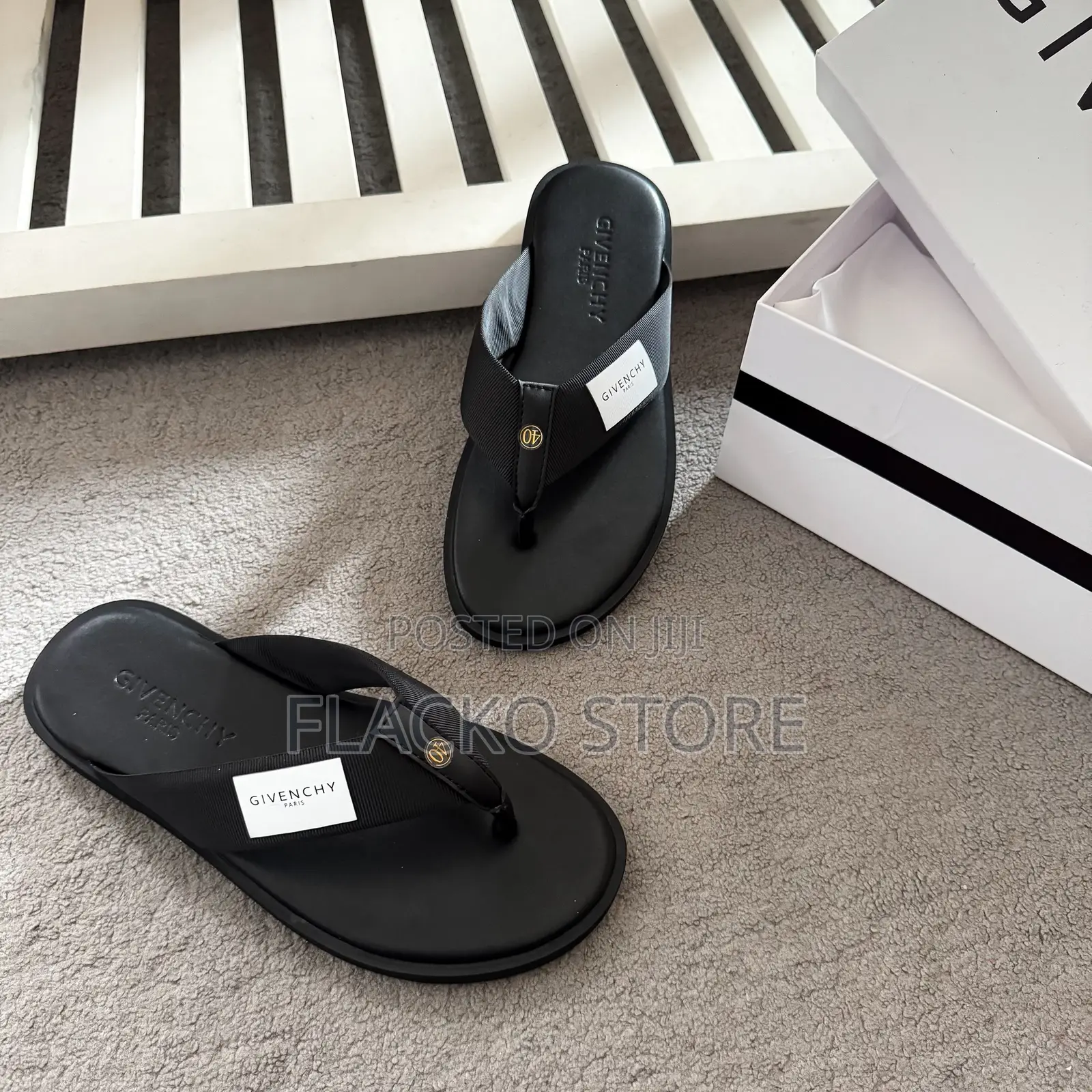 Premium Givenchy Bay Thong Slippers