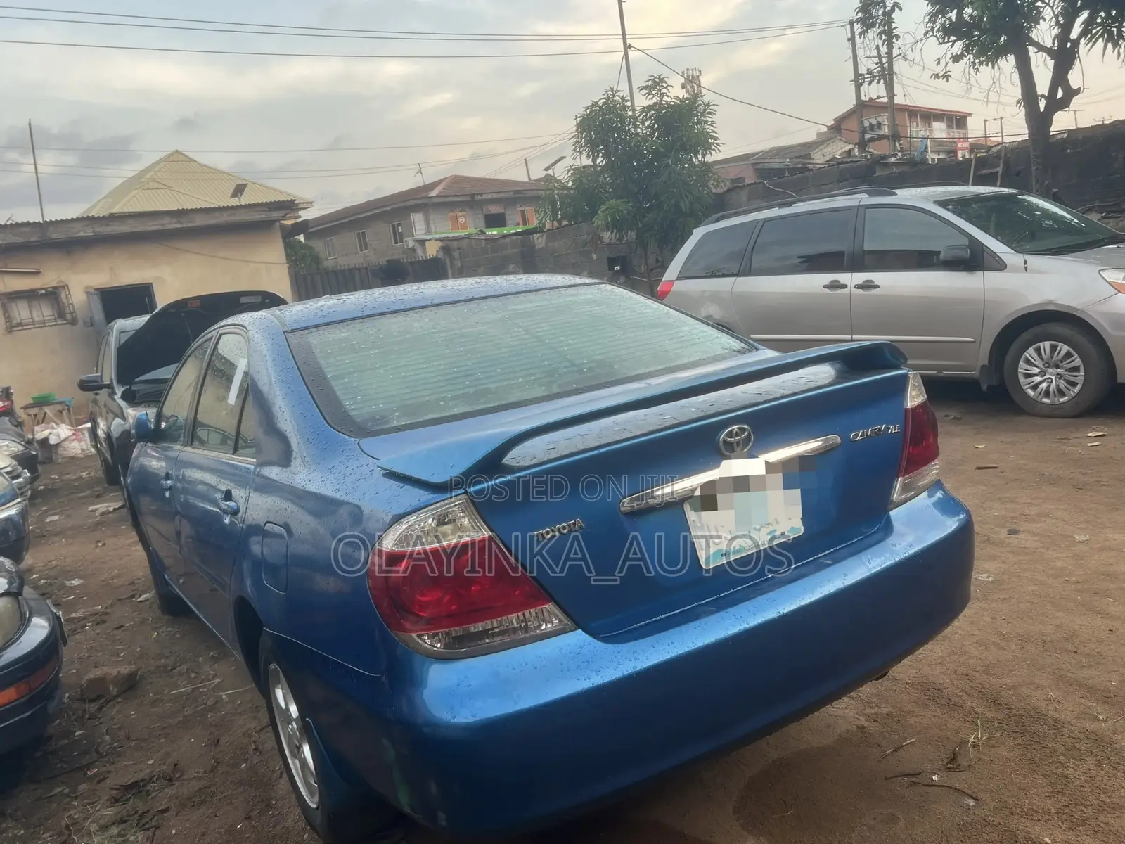 Toyota Camry XLE 4dr Sedan (2.4L 4cyl 4A) 2004 Blue