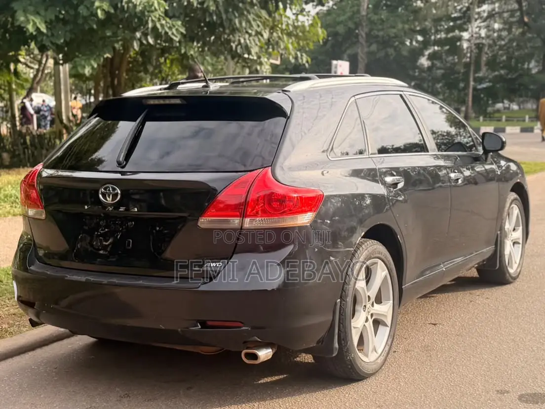 Toyota Venza 2010 Brown