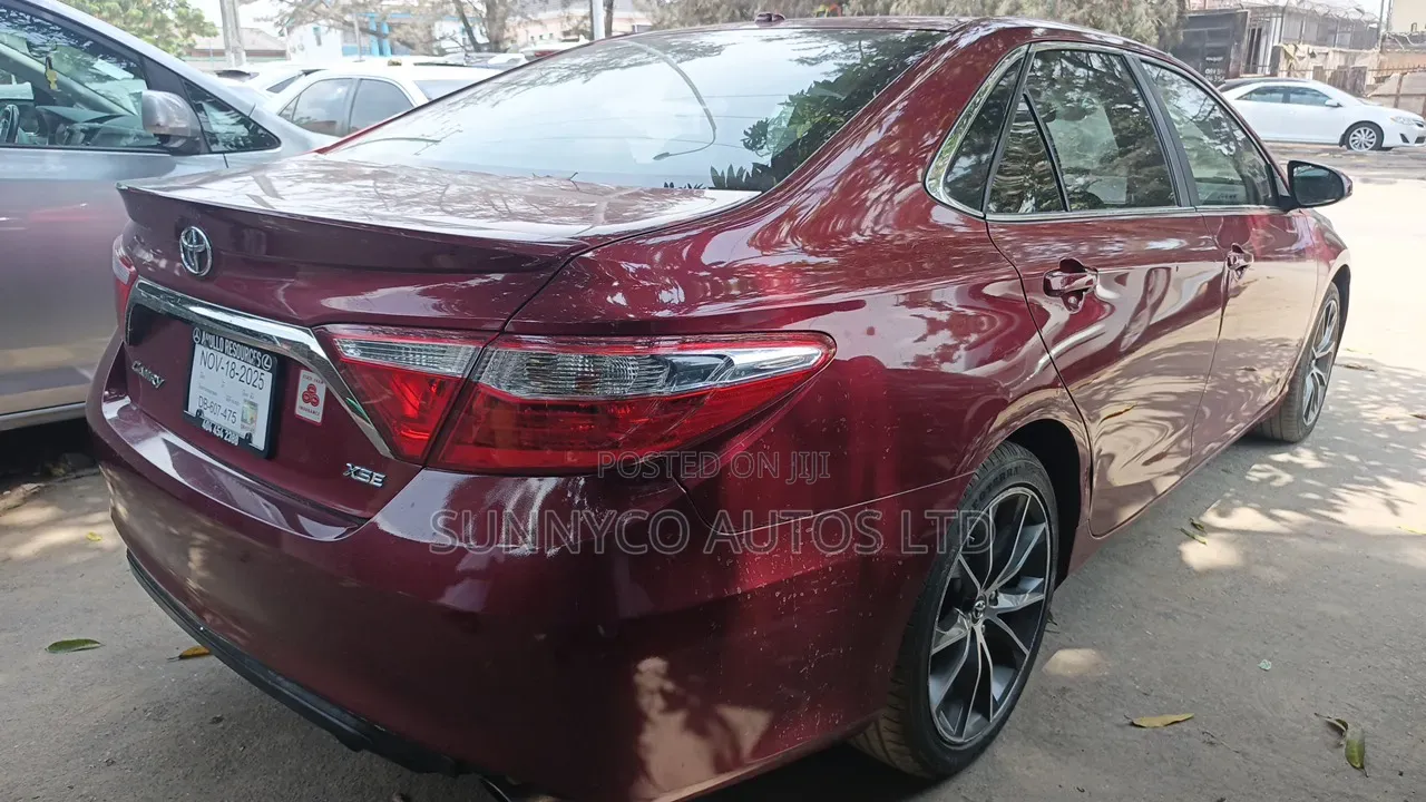 Toyota Camry 2016 Red
