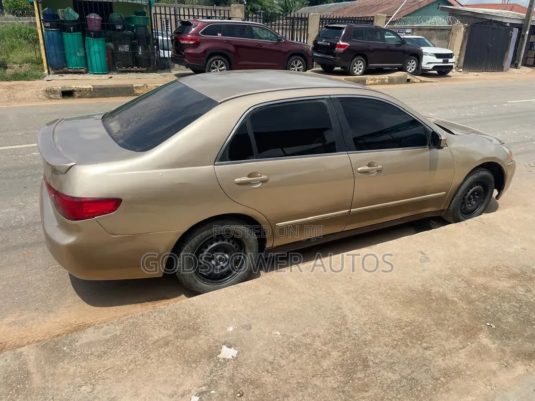 Honda Accord Automatic 2004 Gold