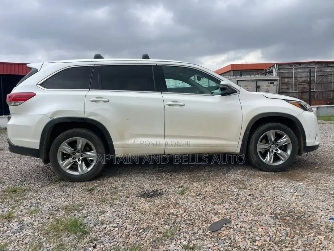 Toyota Highlander Limited 4dr SUV AWD (3.5L 6cyl 6A) 2014 White