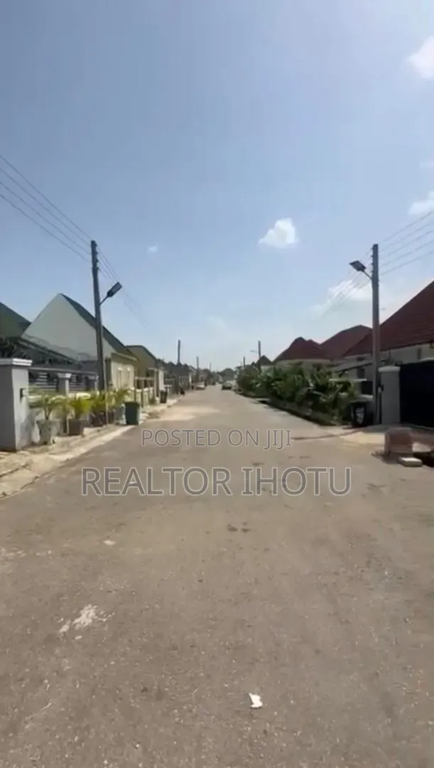 4bdrm Duplex in Kubwa for sale