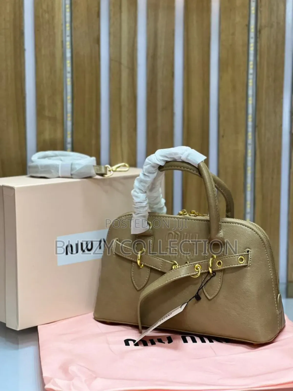 High Quality Stylish MiuMiu Handbag