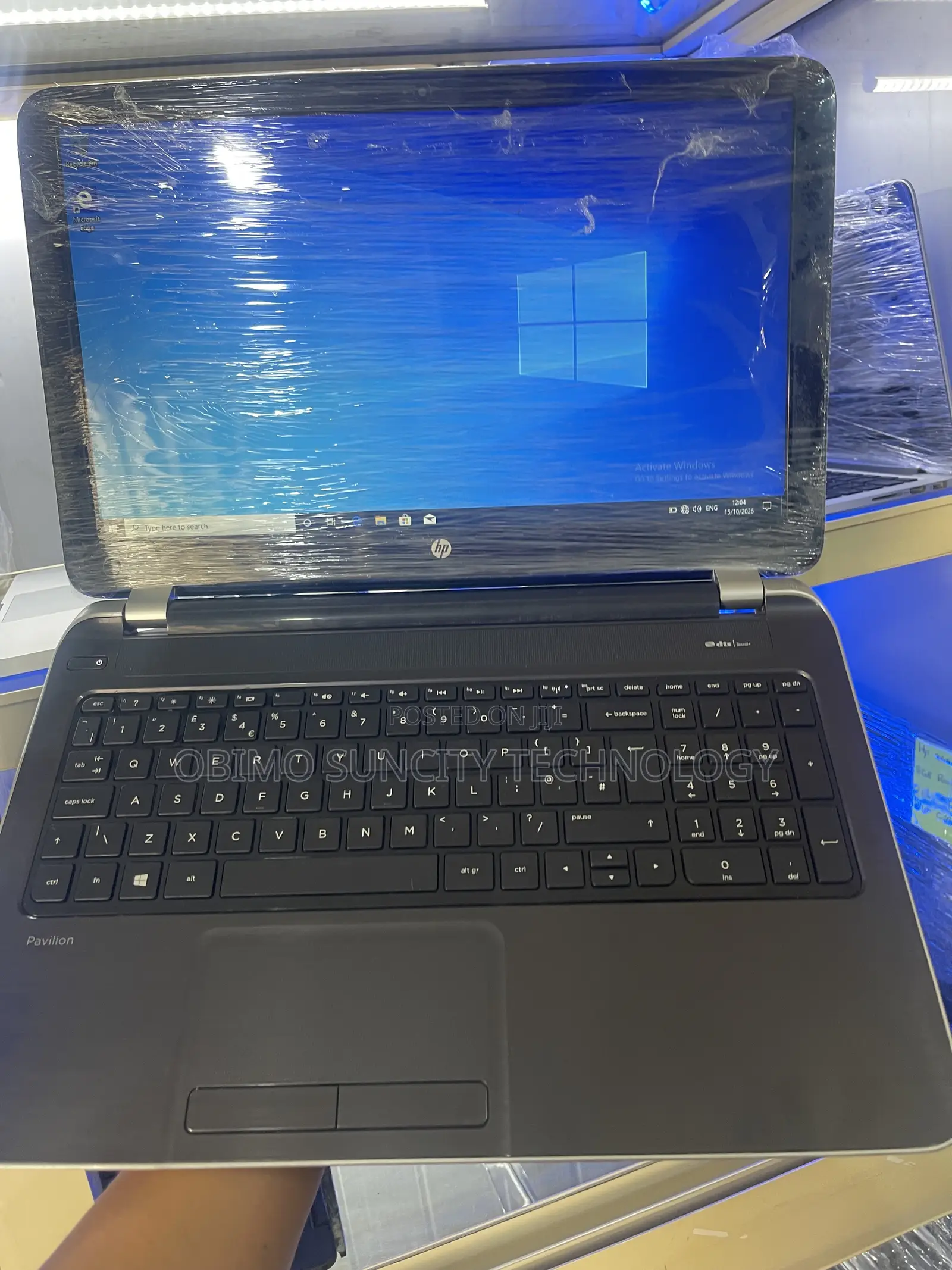 Laptop HP Pavilion 15 4GB AMD A8 HDD+SSD 320GB