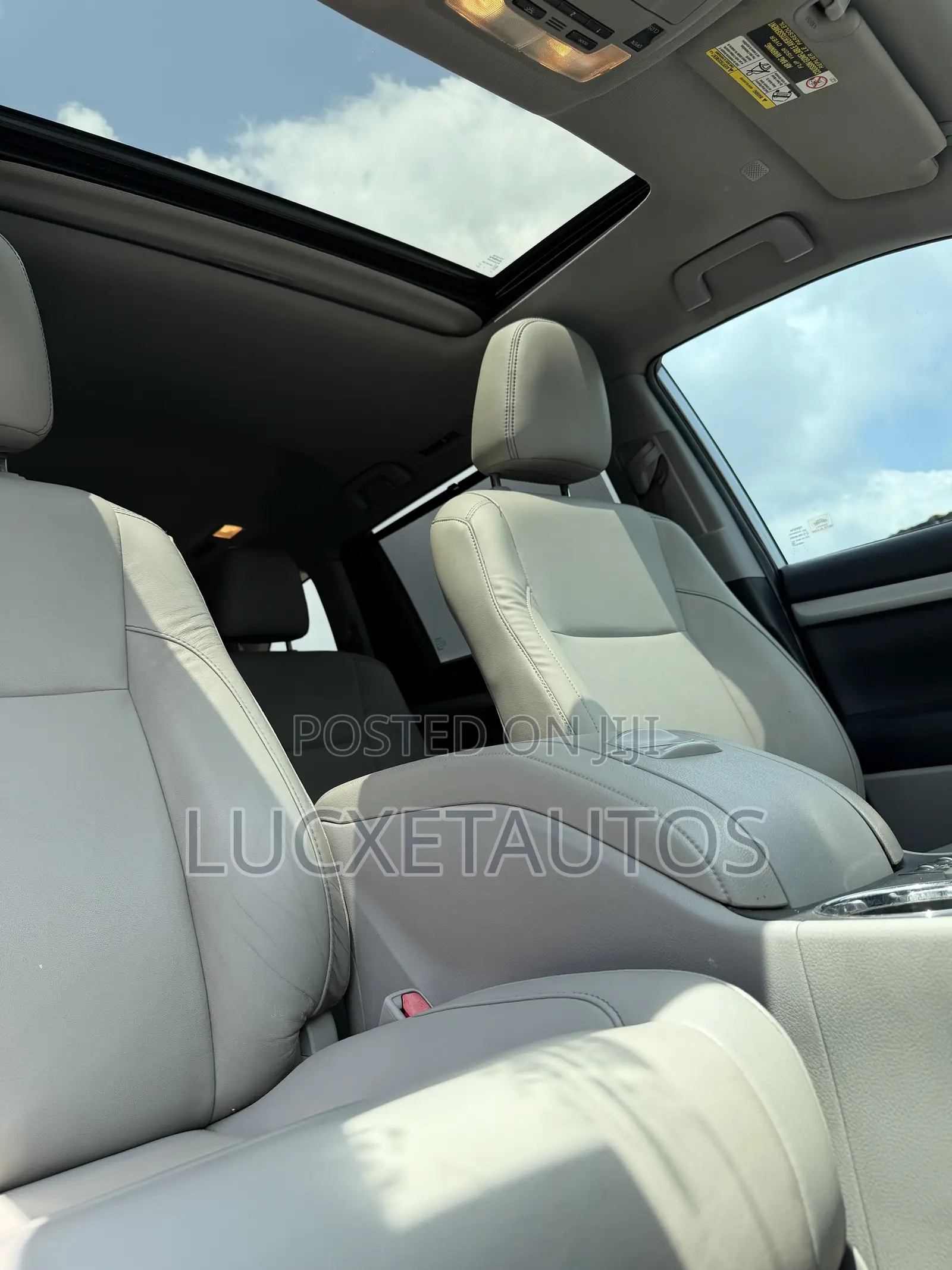 Toyota Highlander 2019 Silver