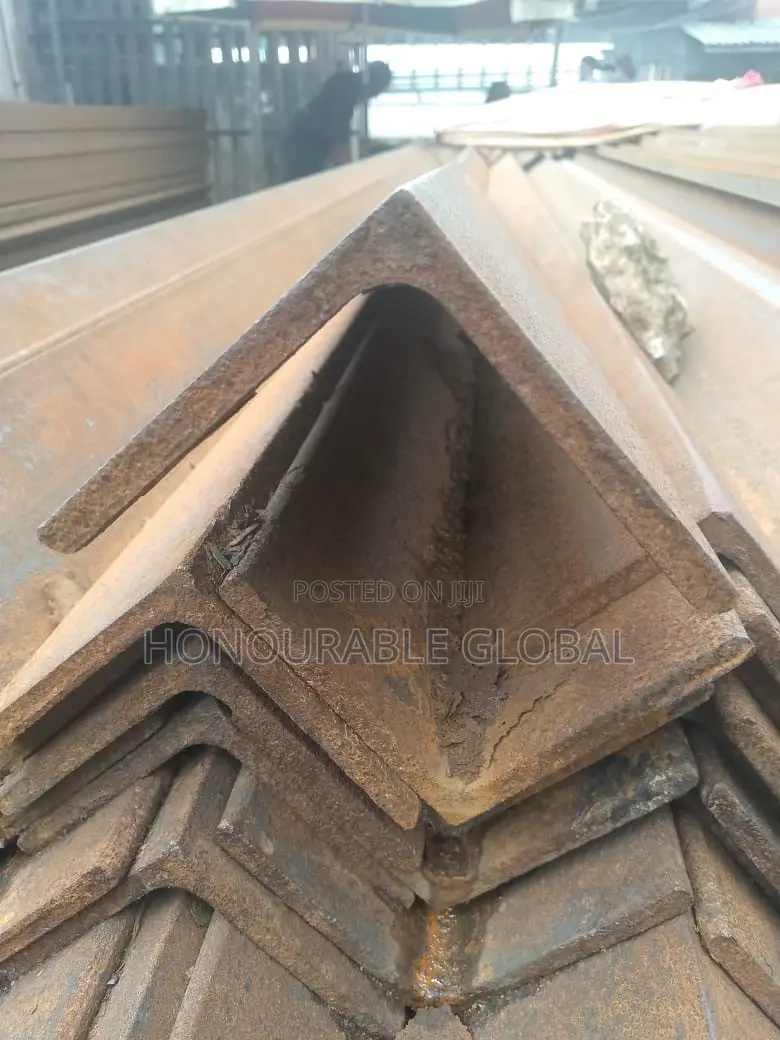 100*100*10mm Mild Steel Angle