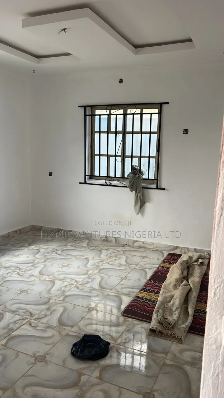 2bdrm Apartment in Tjay, Ayobo for rent