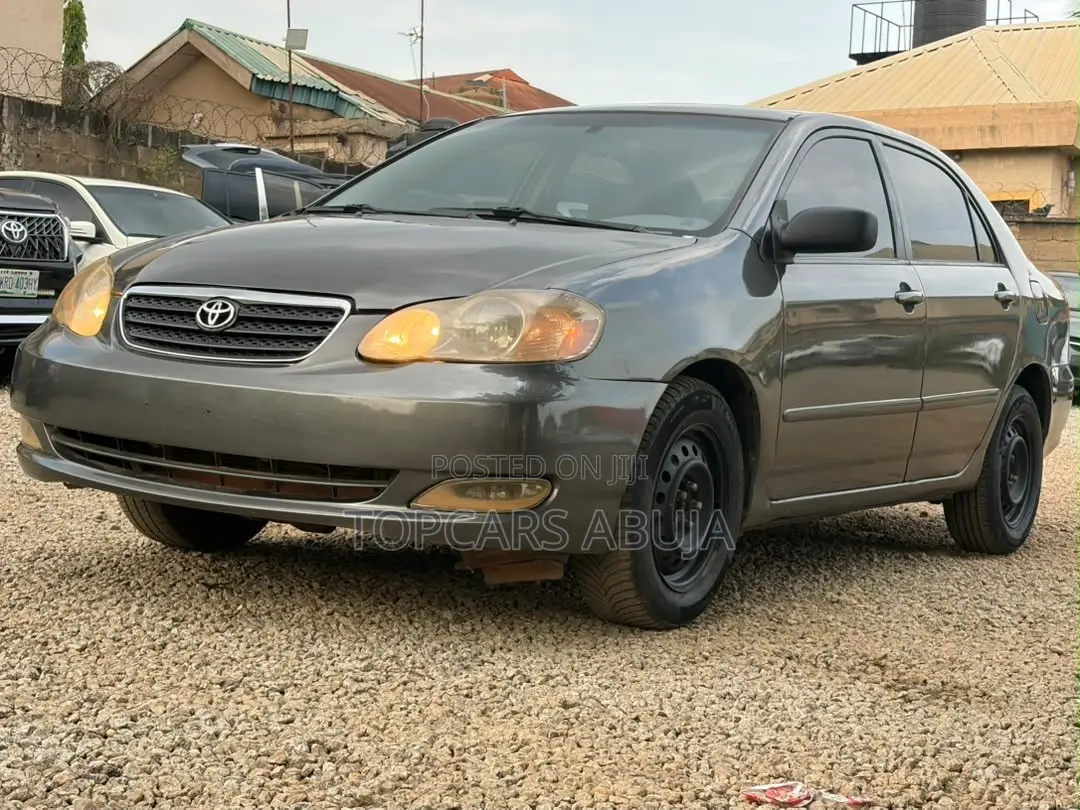 Toyota Corolla 2004 Gray