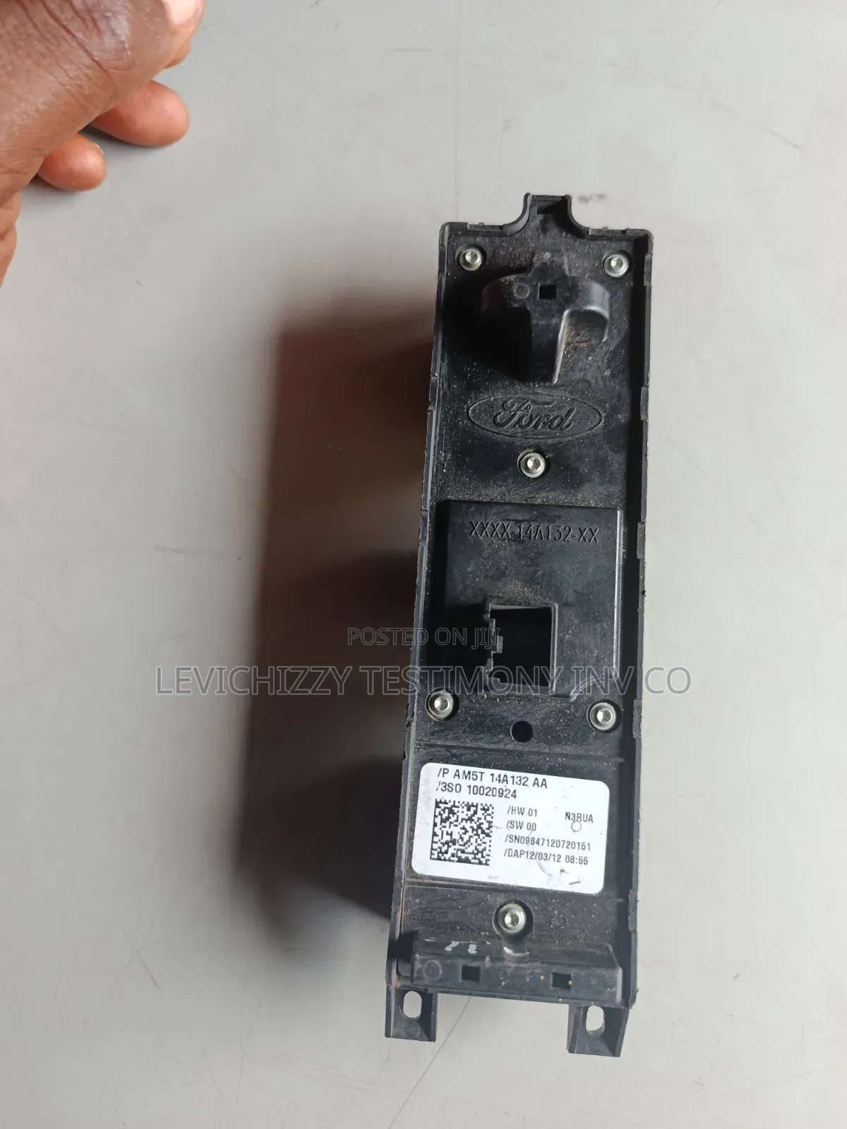 Ford Pressing Button