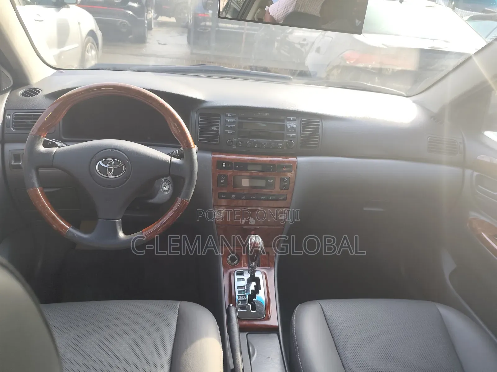 Toyota Corolla LE 2005 Silver