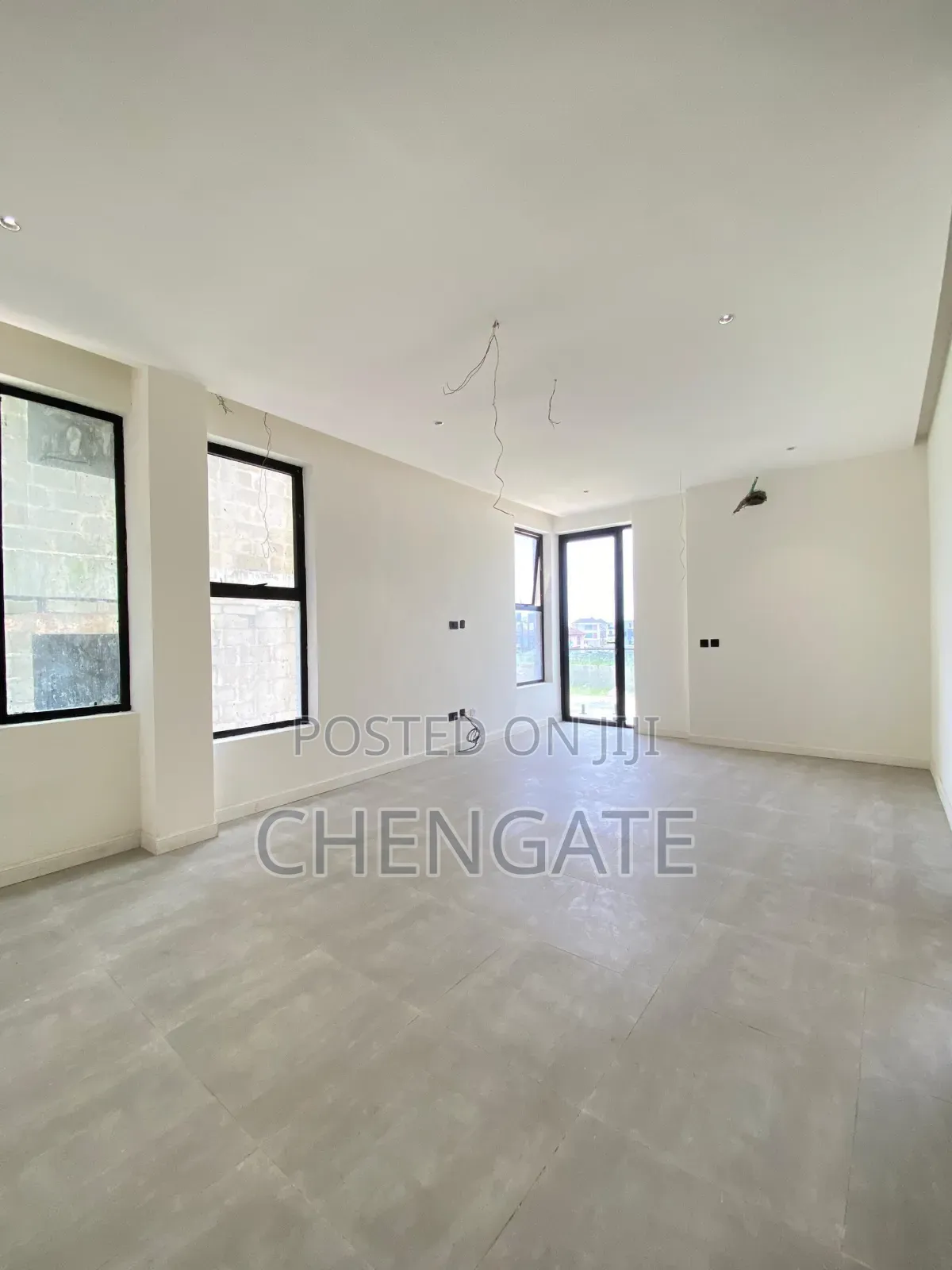 4bdrm Maisonette in Ikate for sale