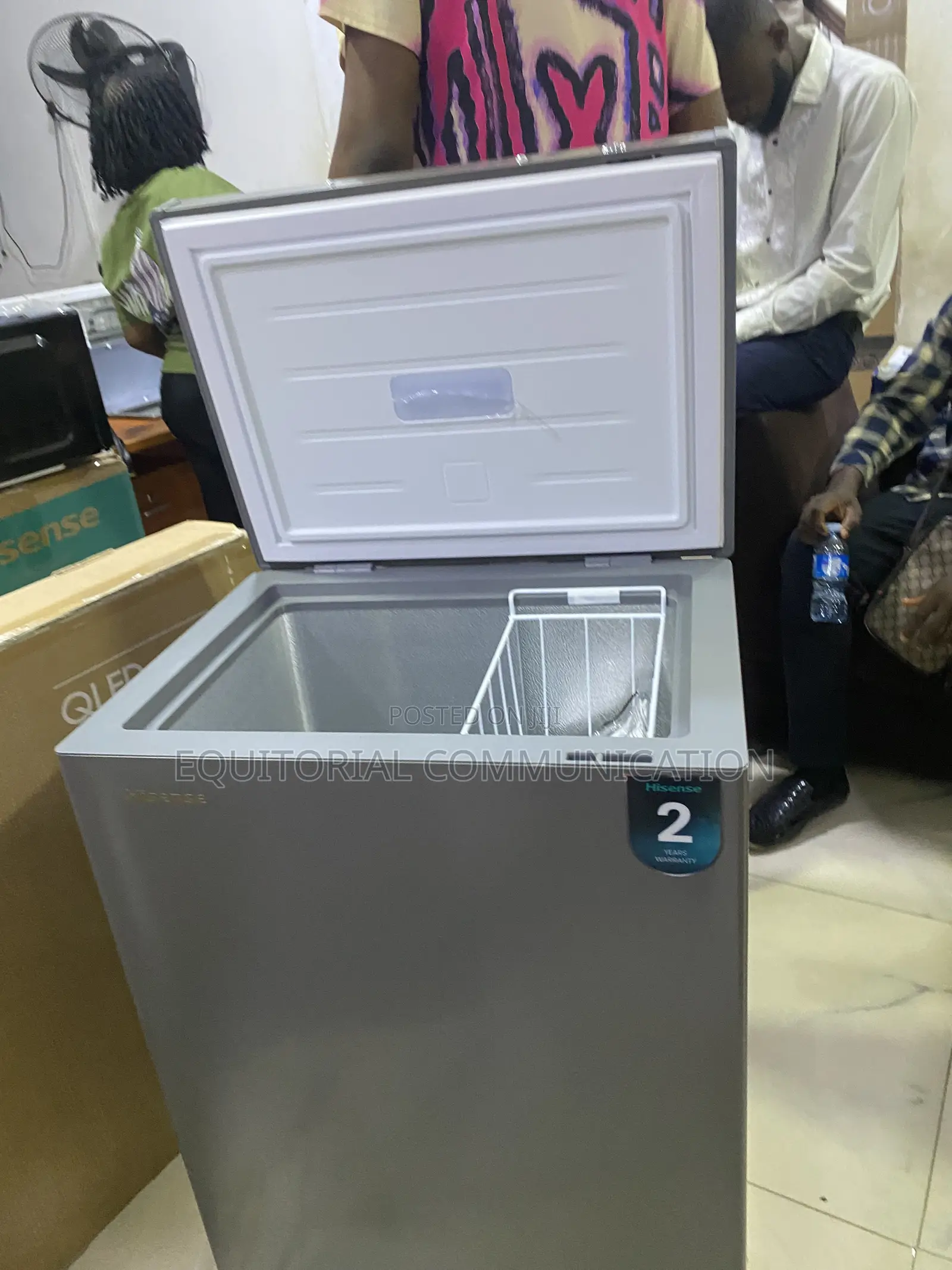 Hisense FC130SH Practical Chest Freezer 97L