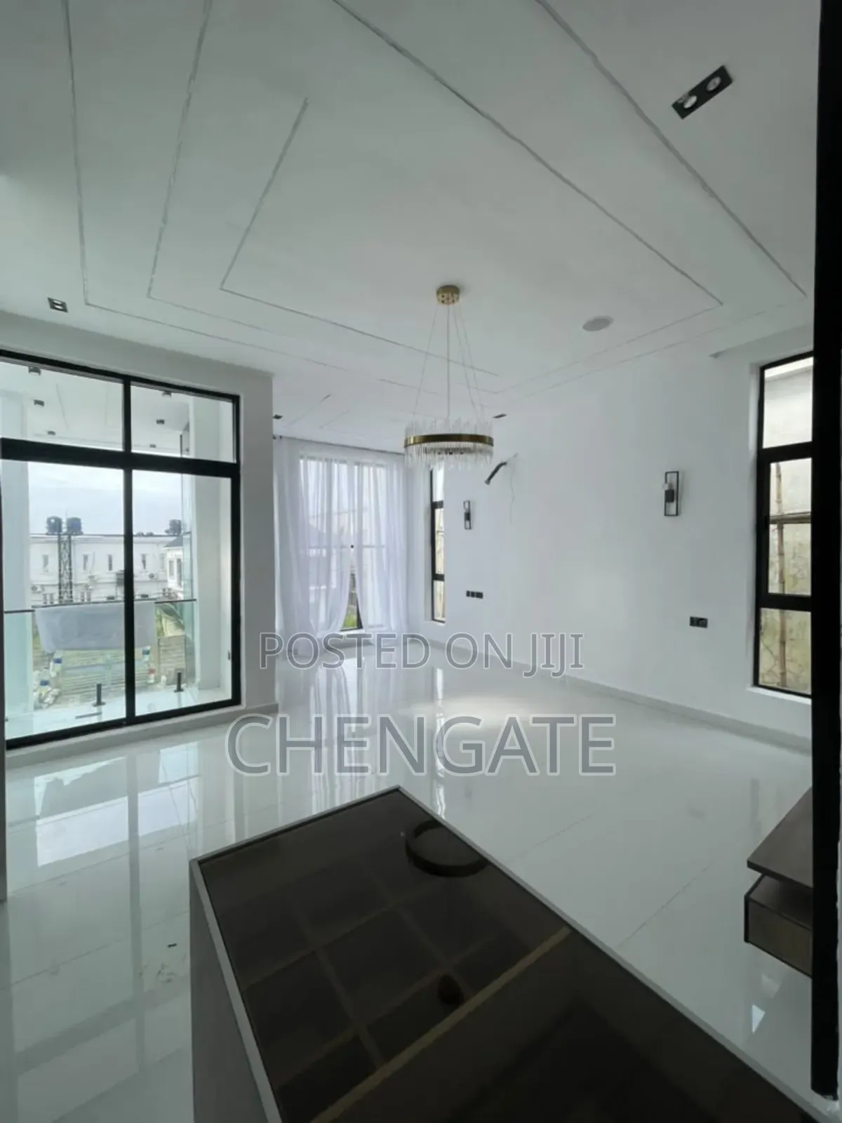 5bdrm Duplex in Ikota for sale