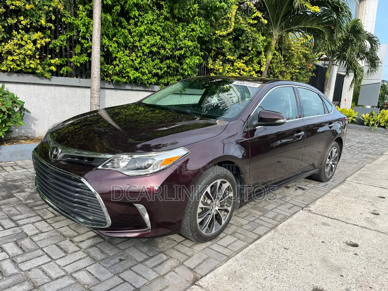 Toyota Avalon XLE (3.5L 6cyl 6A) 2018 Burgundy