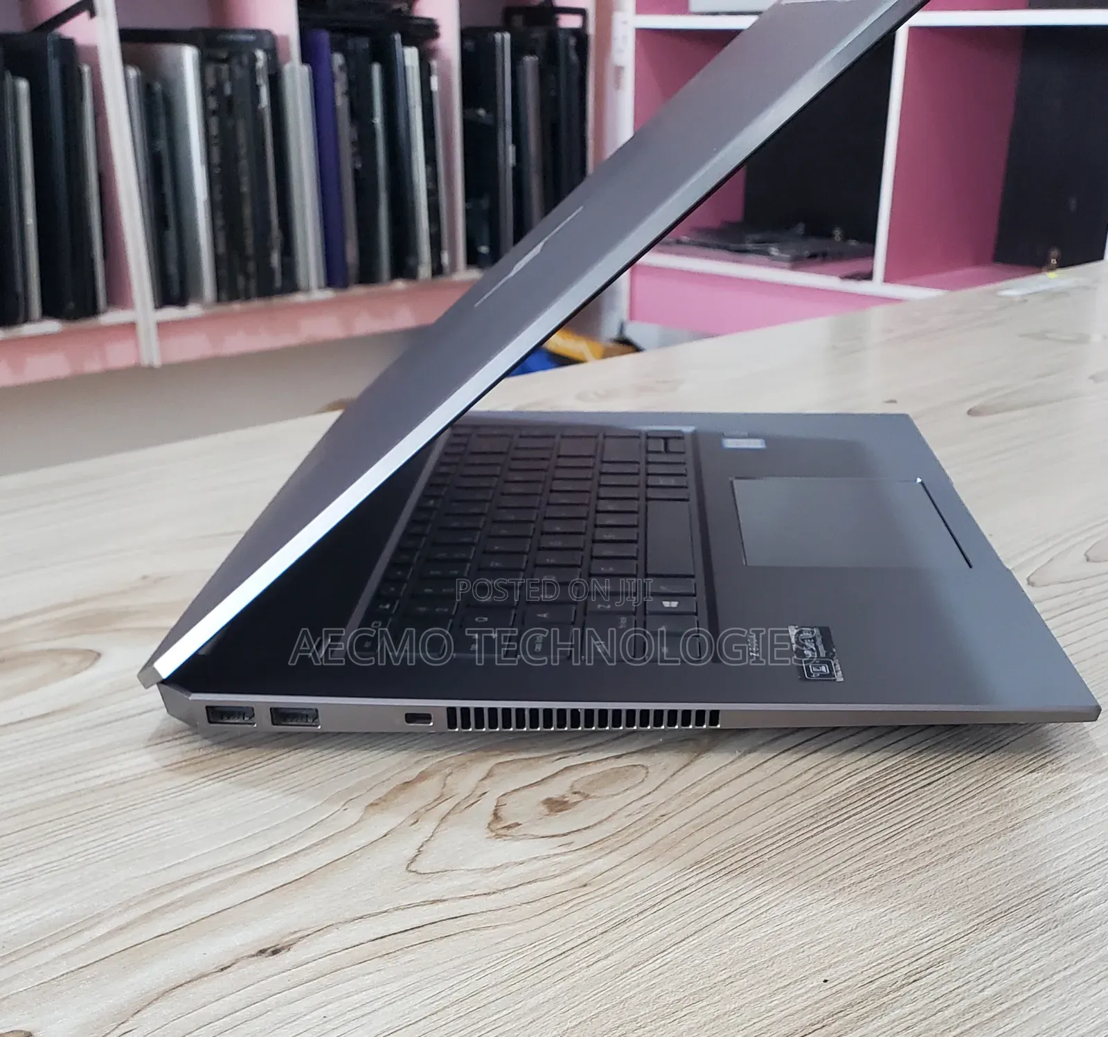 Laptop HP ZBook Studio G5 32GB Intel Core i5 SSD 512GB