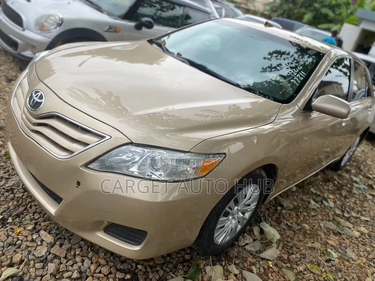 Toyota Camry 2011 Gold