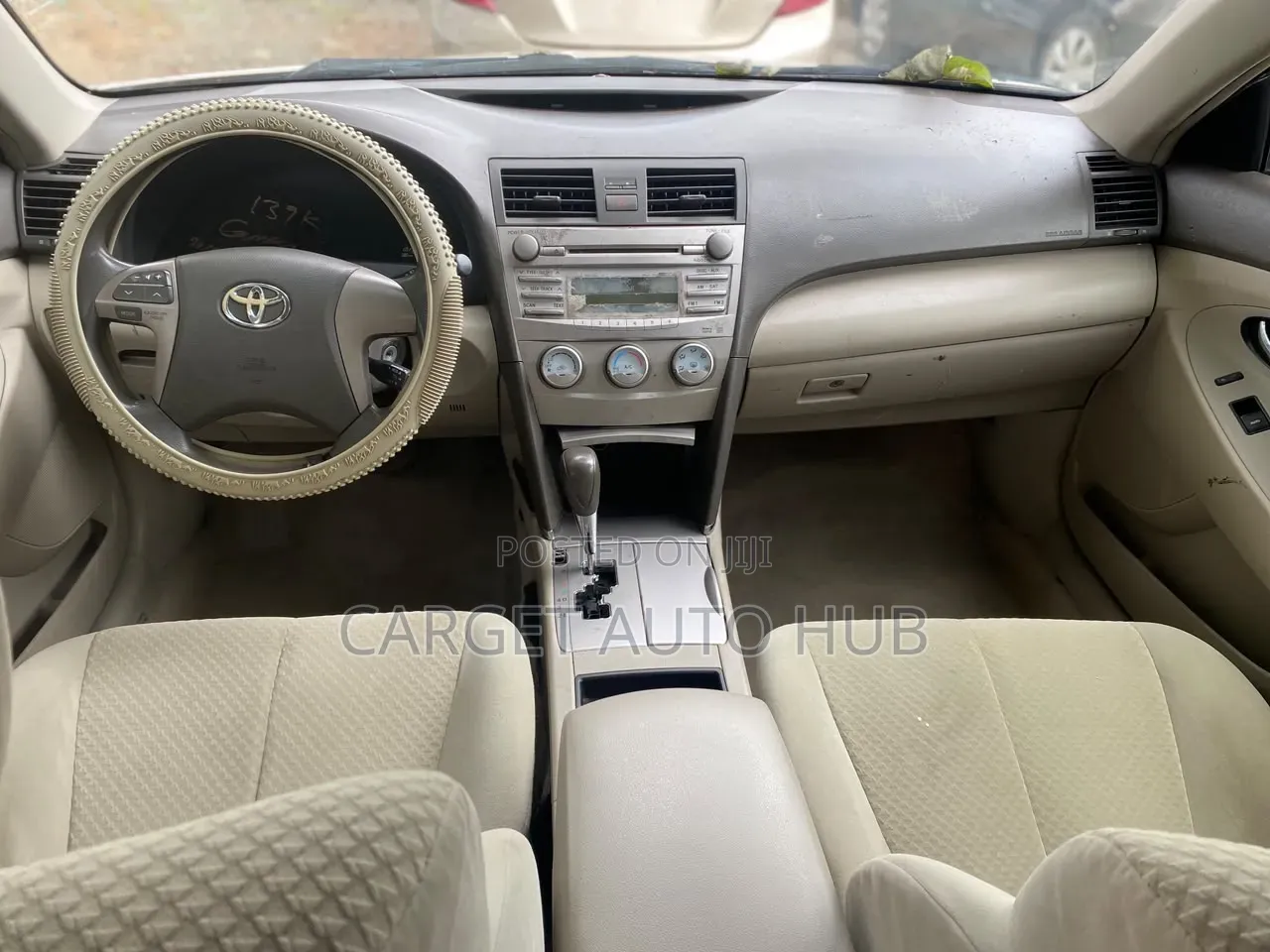 Toyota Camry 2011 Gold