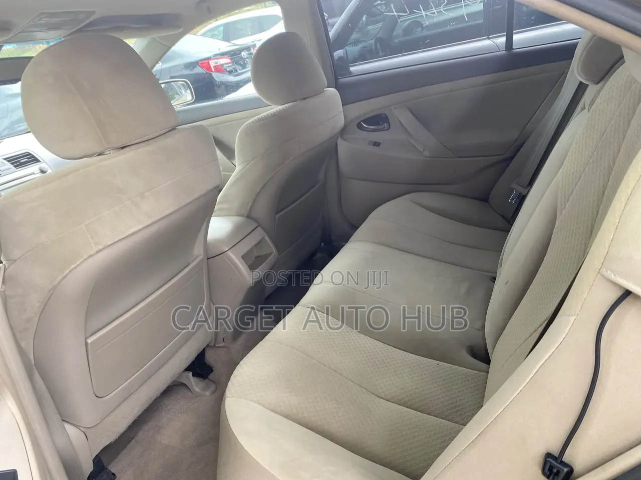 Toyota Camry 2011 Gold